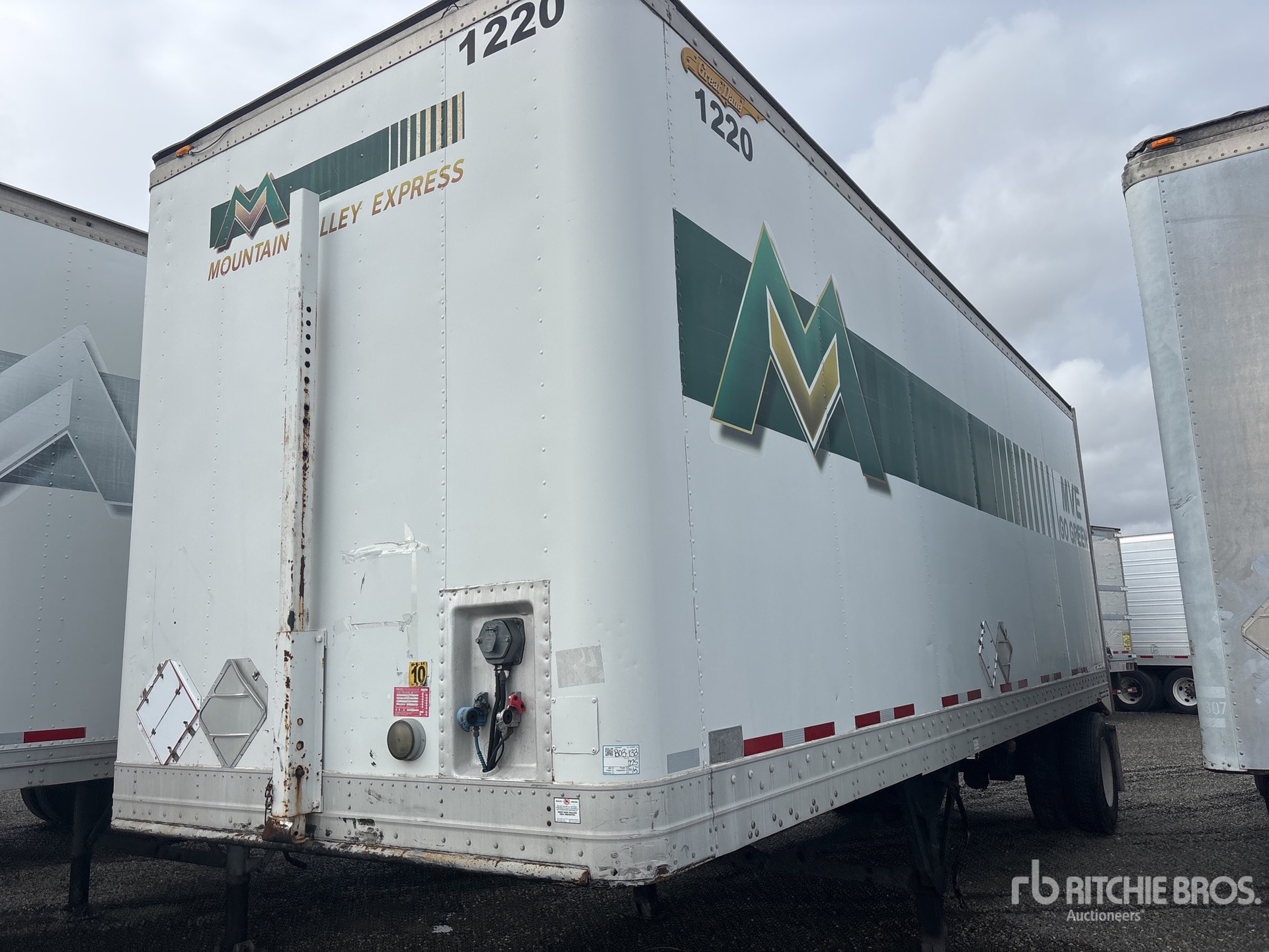 General Appearance with Featured Photo