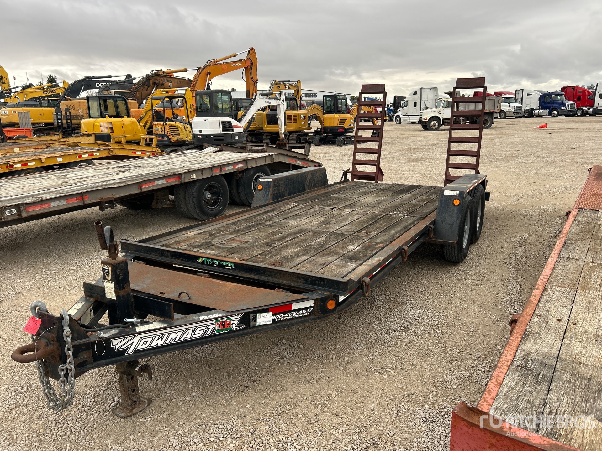 General Appearance with Featured Photo