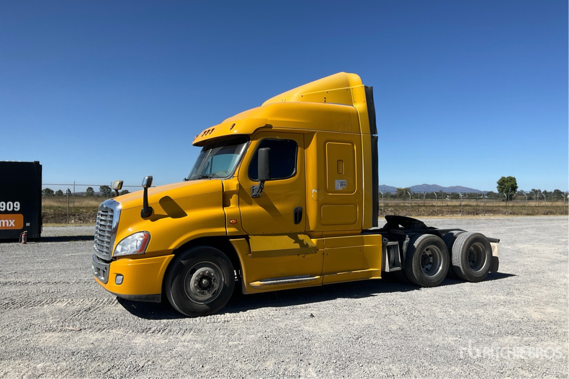 General Appearance with Zdjęcie, lewy górny róg