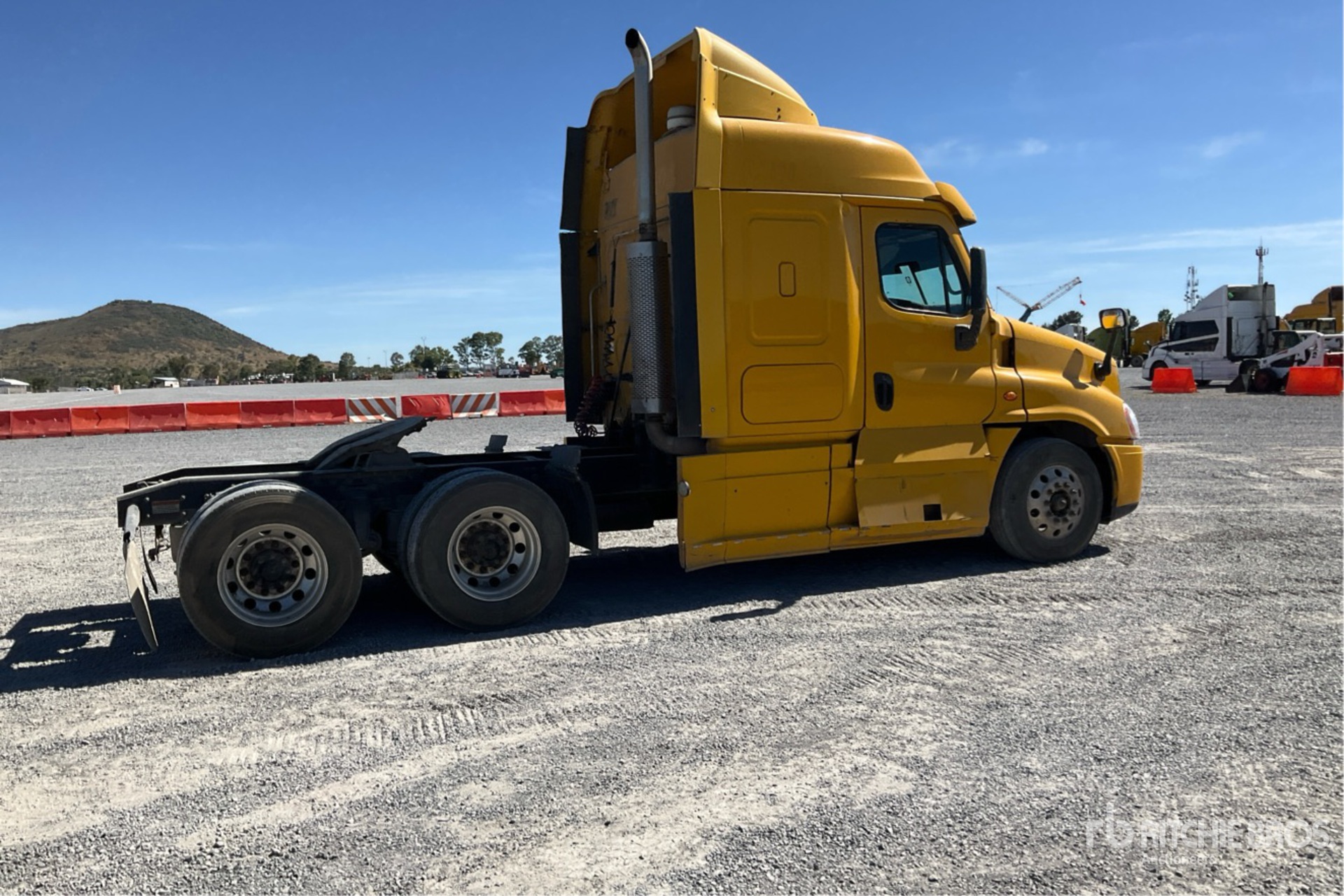 General Appearance with Zdjęcie, prawy dolny róg