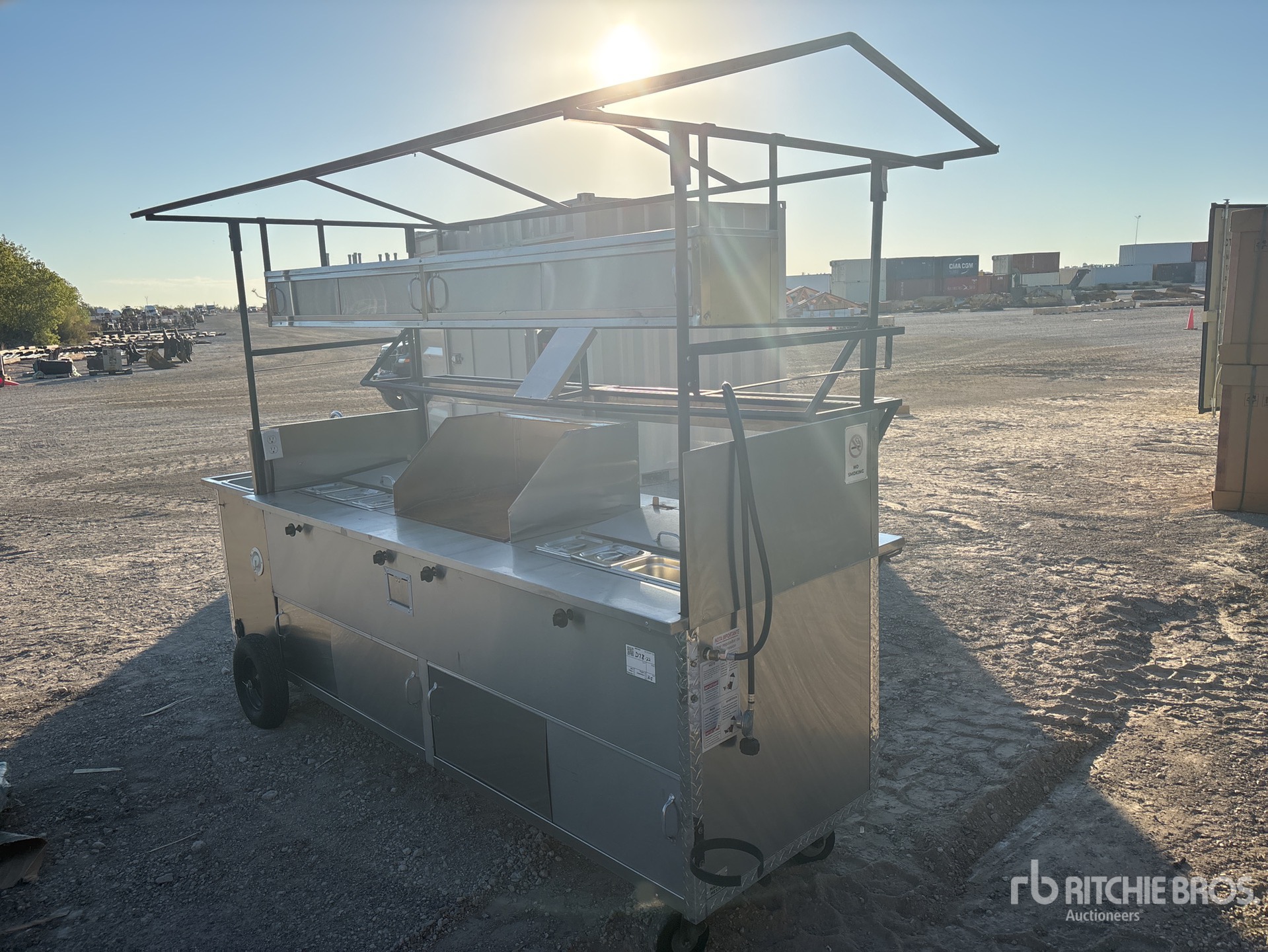 General Appearance with Picture, Right Front Corner