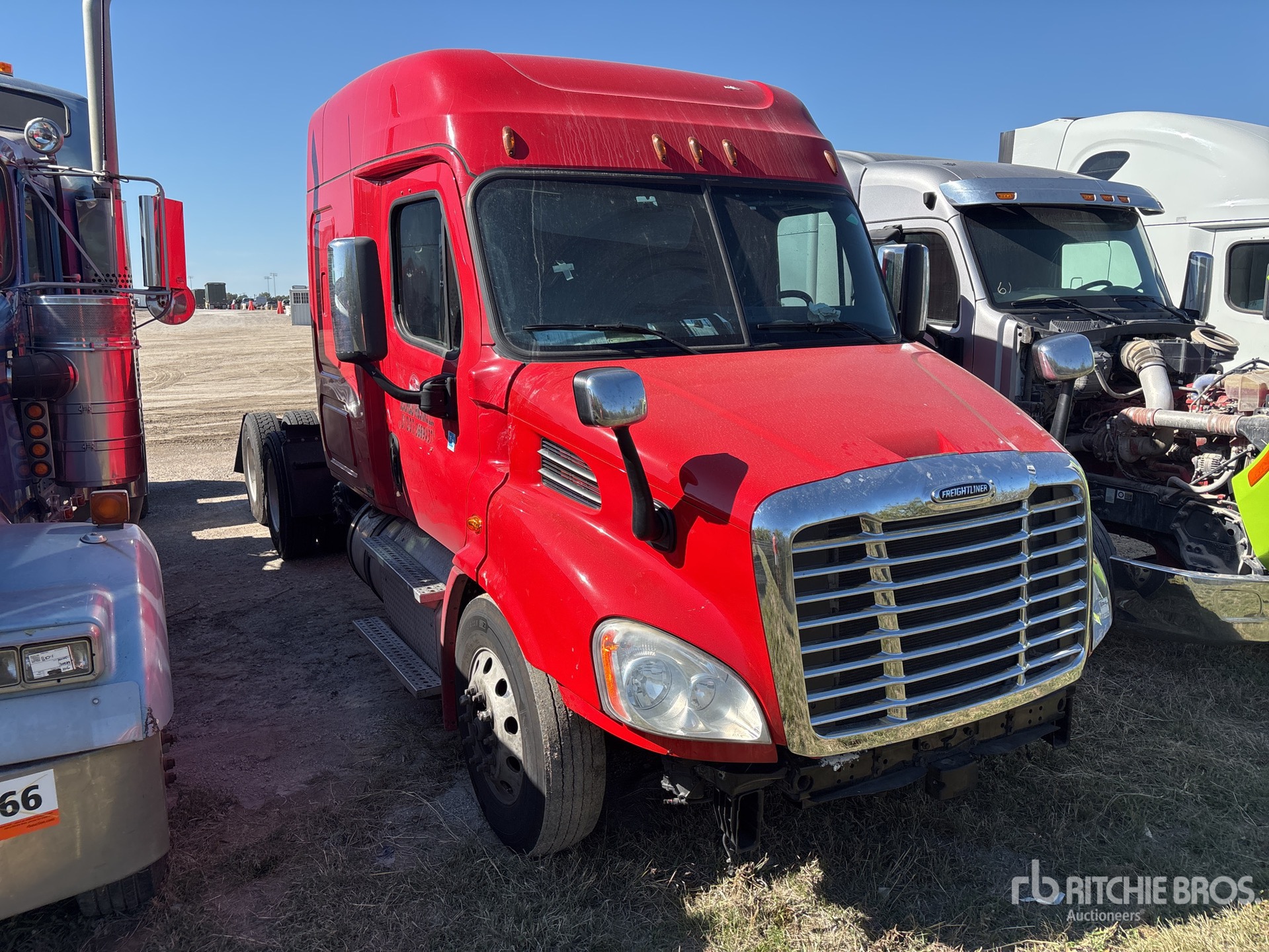 General Appearance with Bild, Ecke vorne rechts