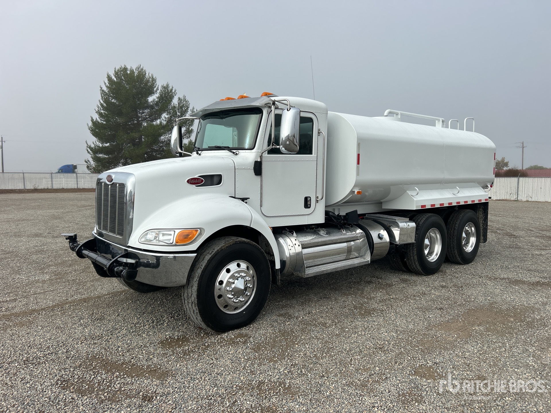 General Appearance with Featured Photo