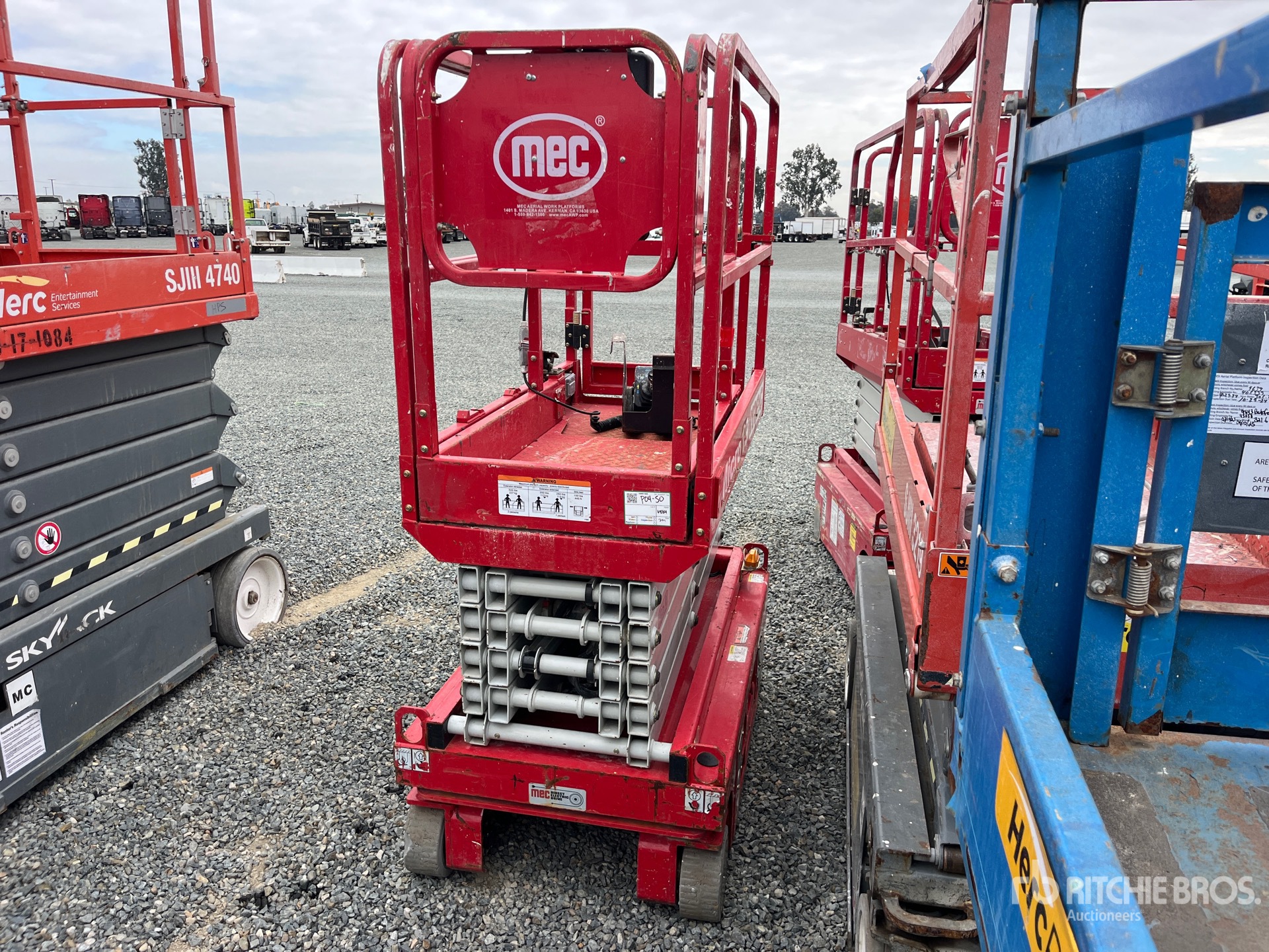 General Appearance with Foto, angolo anteriore destro