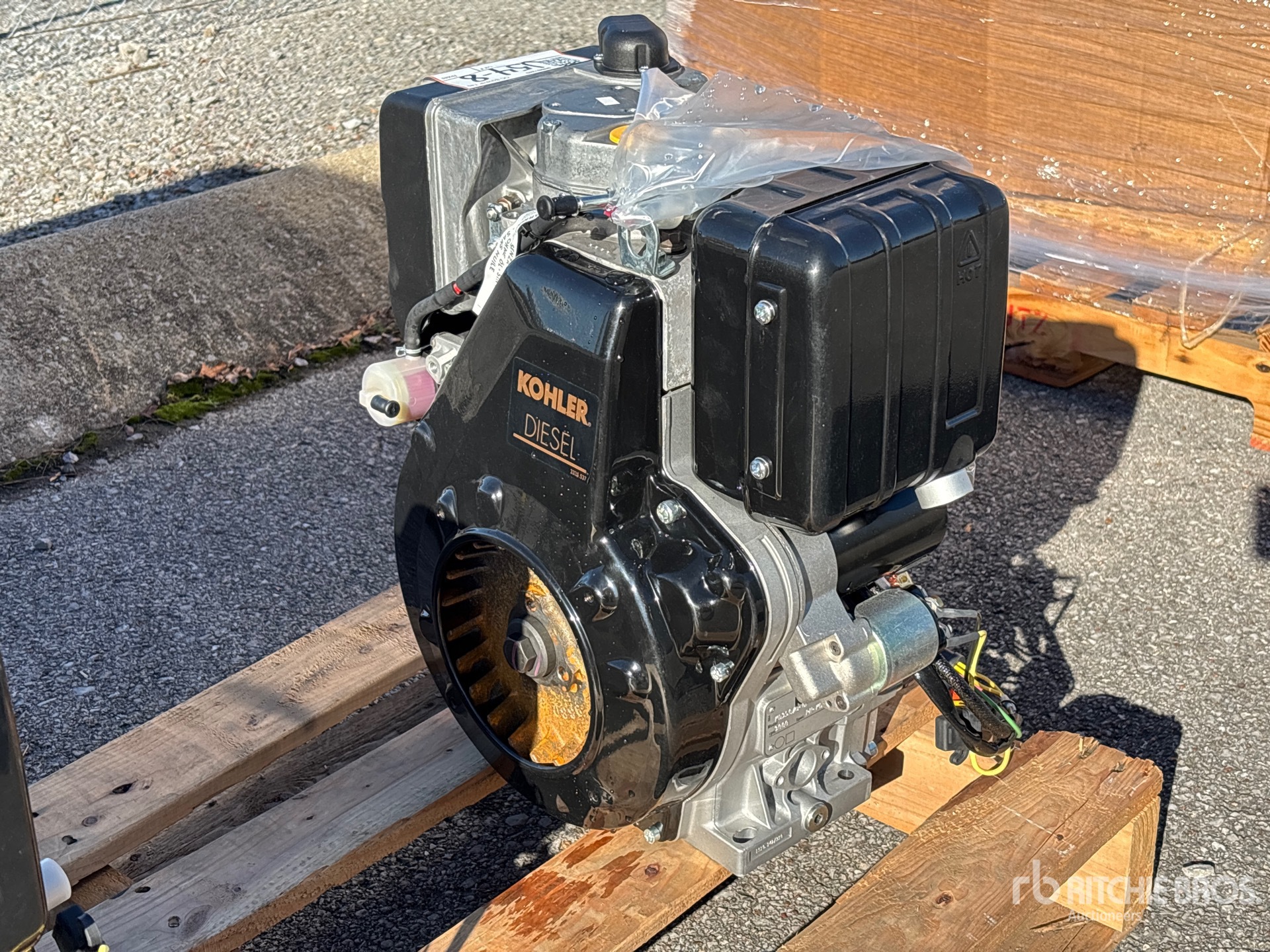 General Appearance with Picture, Left Front Corner