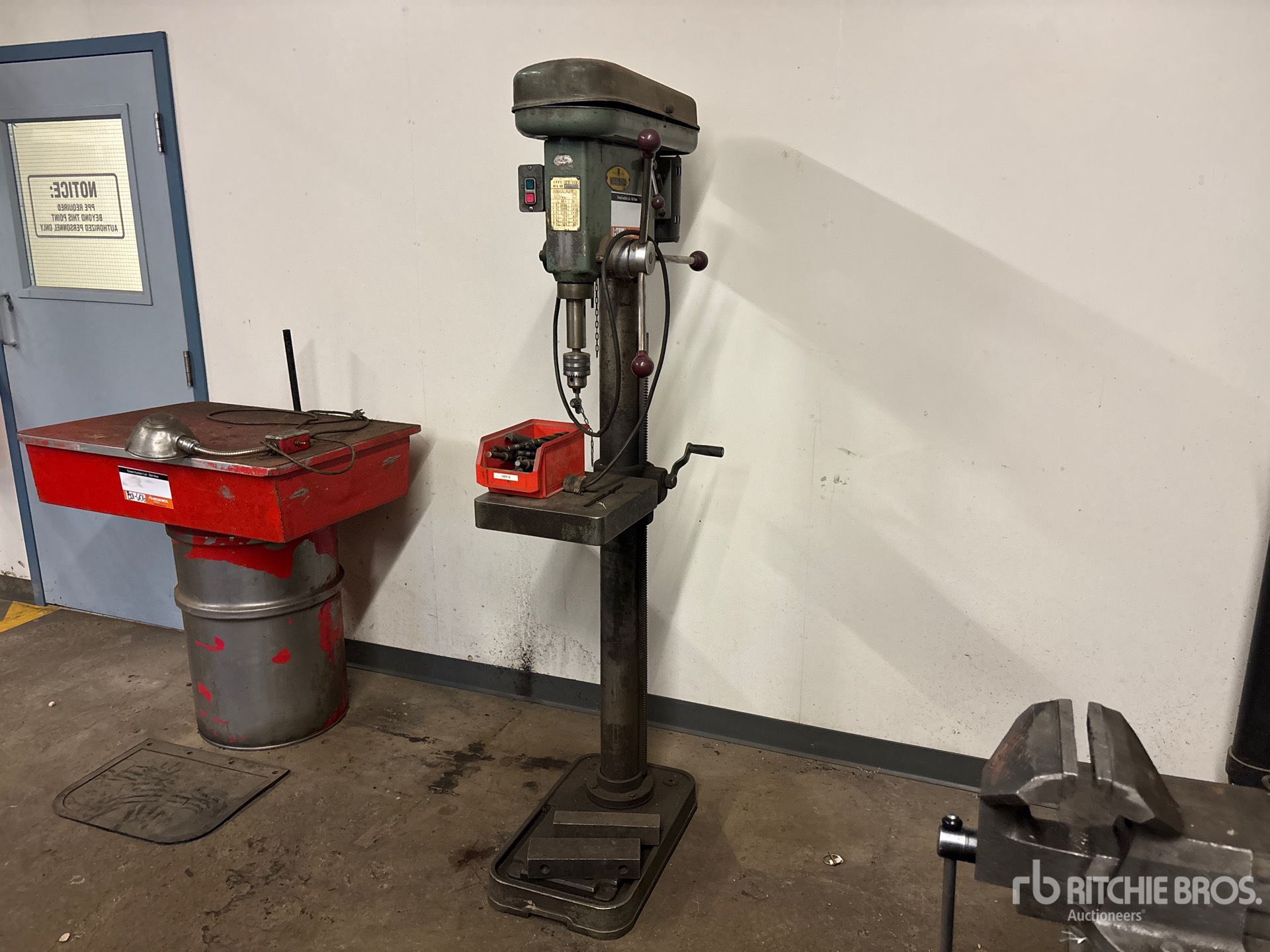 General Appearance with Picture, Left Front Corner