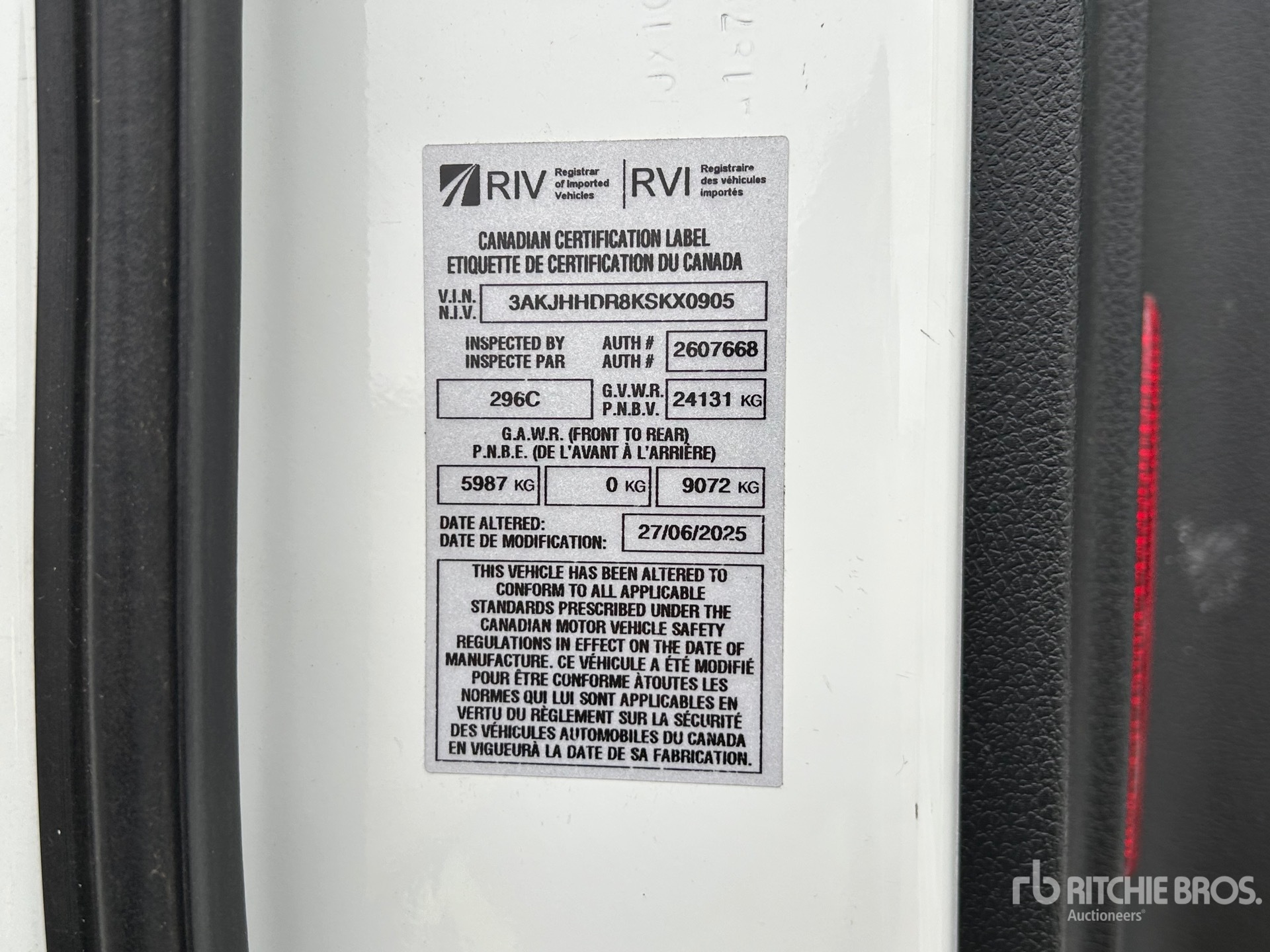 General Appearance with Serial Number / VIN