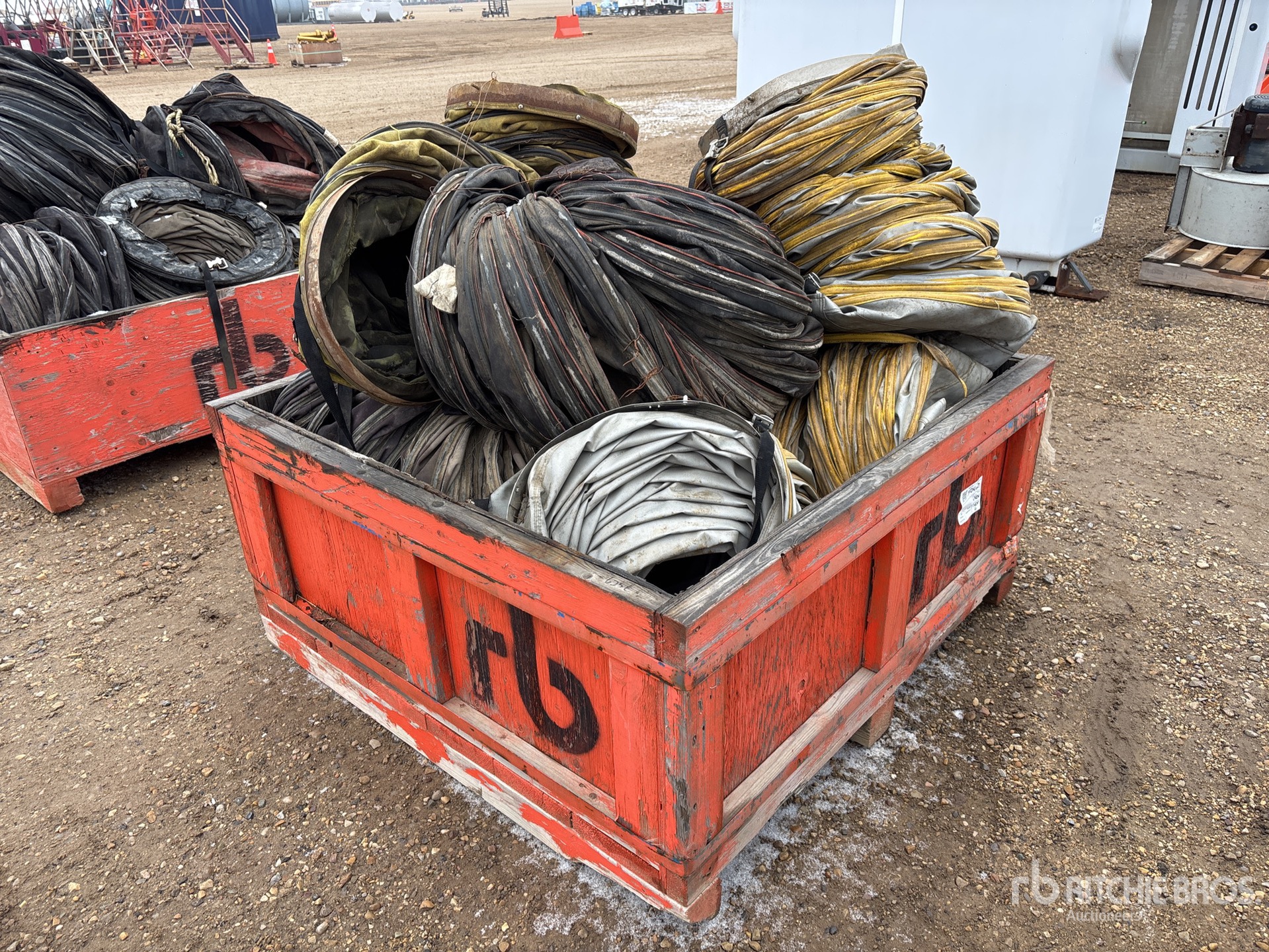 General Appearance with Bild, Ecke vorne rechts