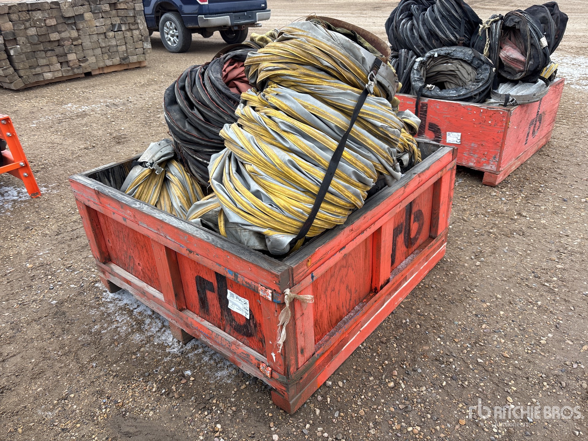 General Appearance with Bild, Ecke vorne links