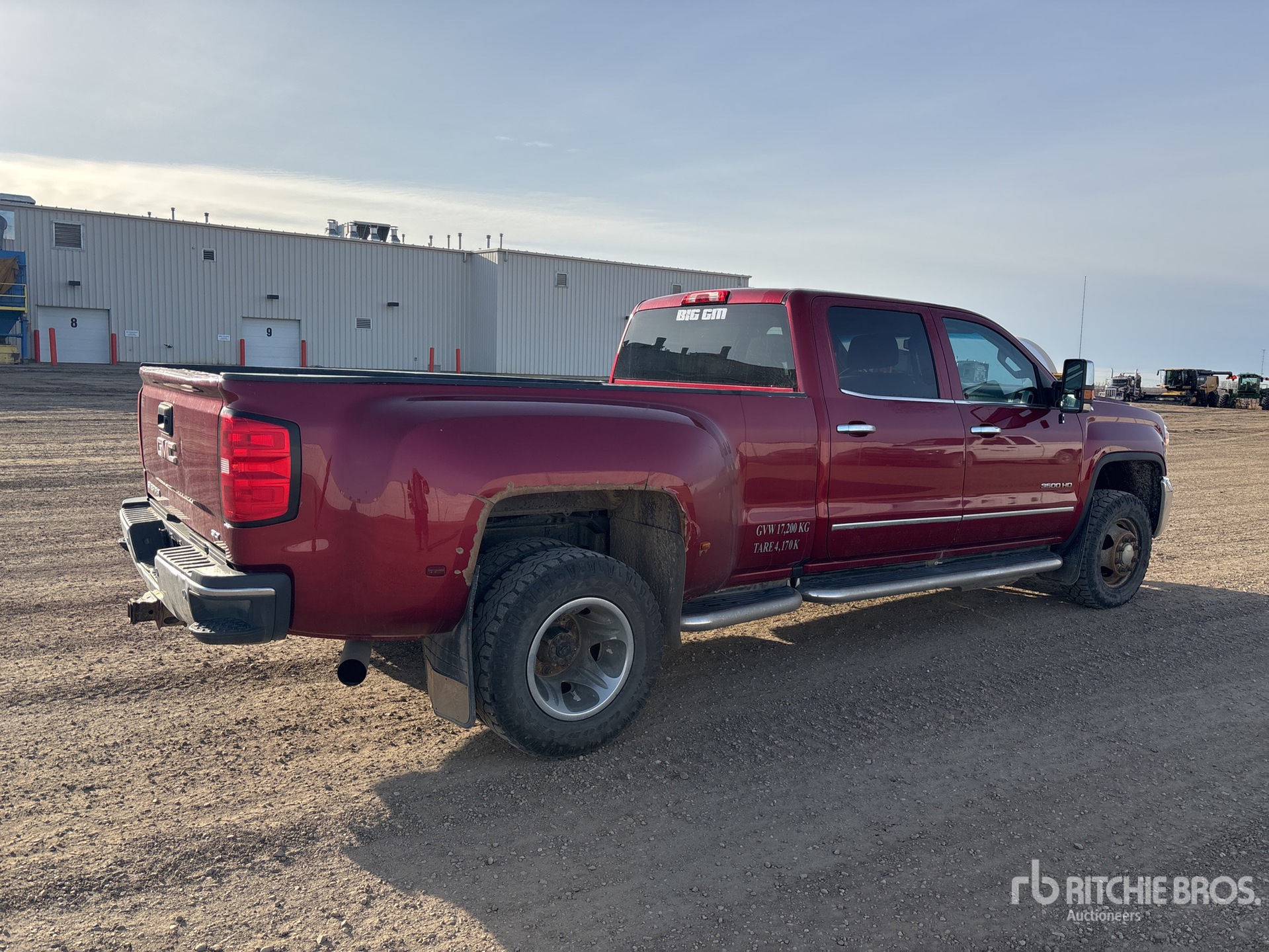 General Appearance with Picture, Right Rear Corner