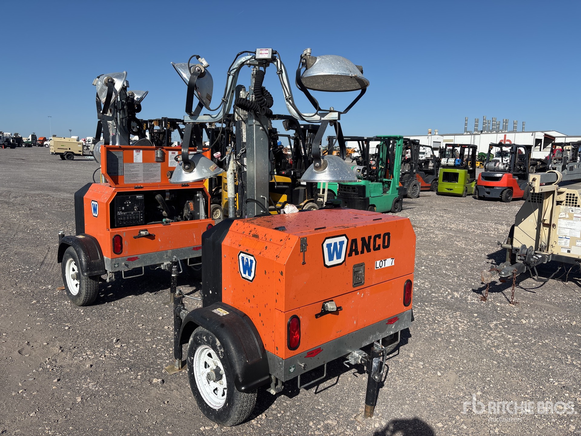 General Appearance with Bild, Ecke hinten links