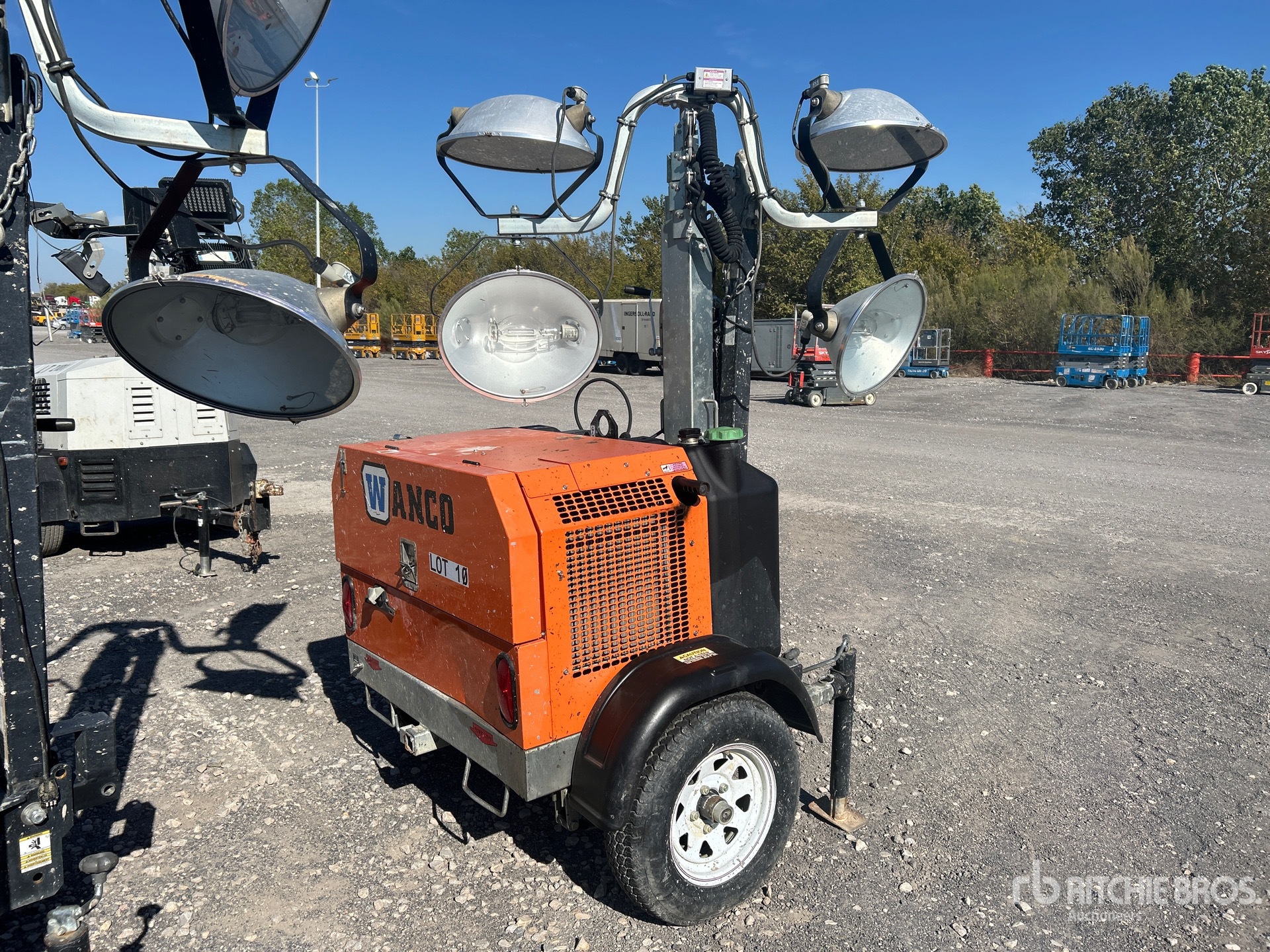 General Appearance with Bild, Ecke hinten rechts