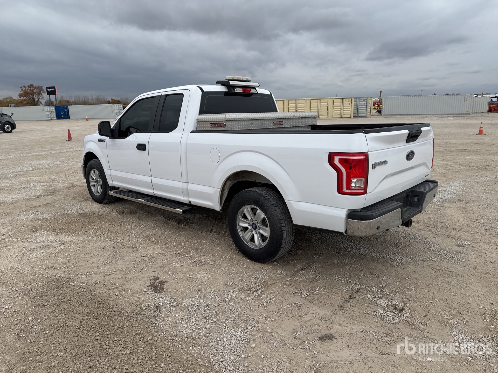 General Appearance with Zdjęcie, lewy dolny róg