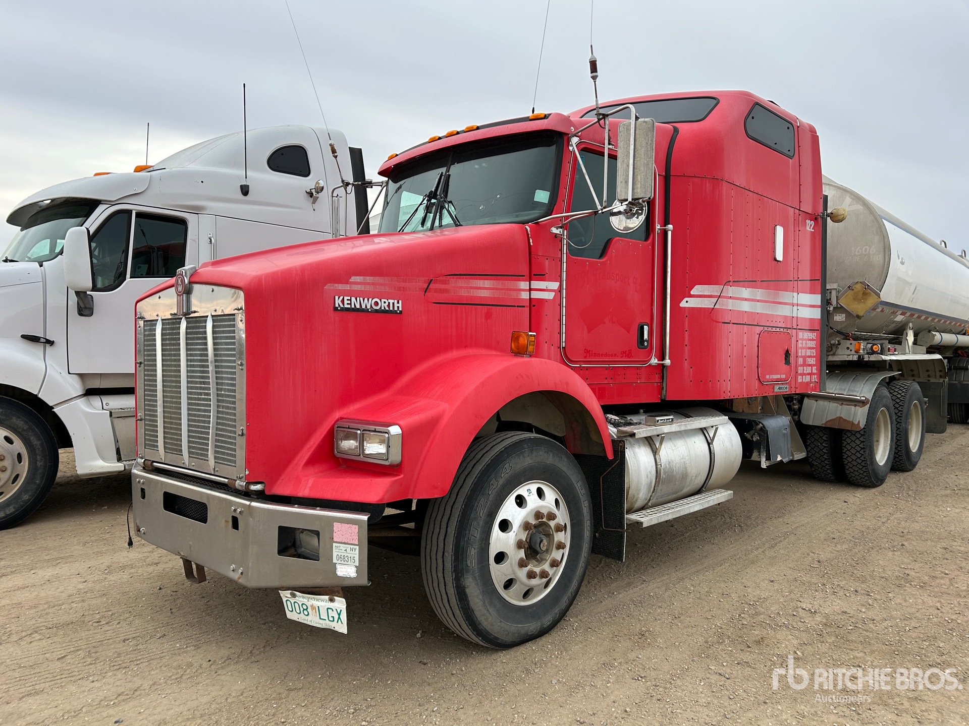 General Appearance with Picture, Left Front Corner