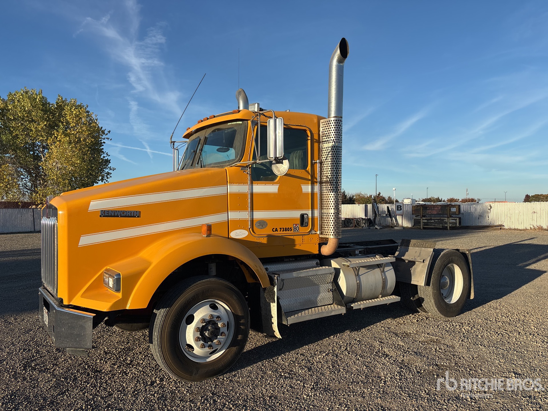 General Appearance with Imagen: esquina delantera izquierda