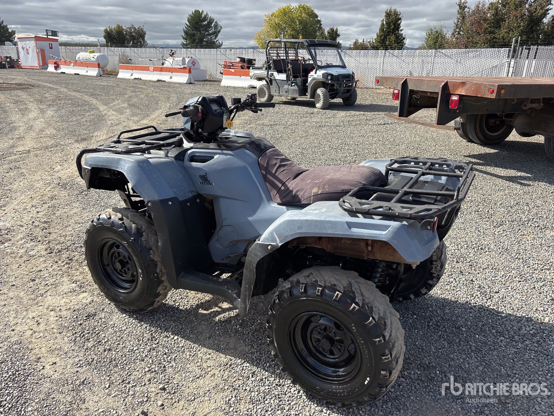 General Appearance with Bild, Ecke hinten links