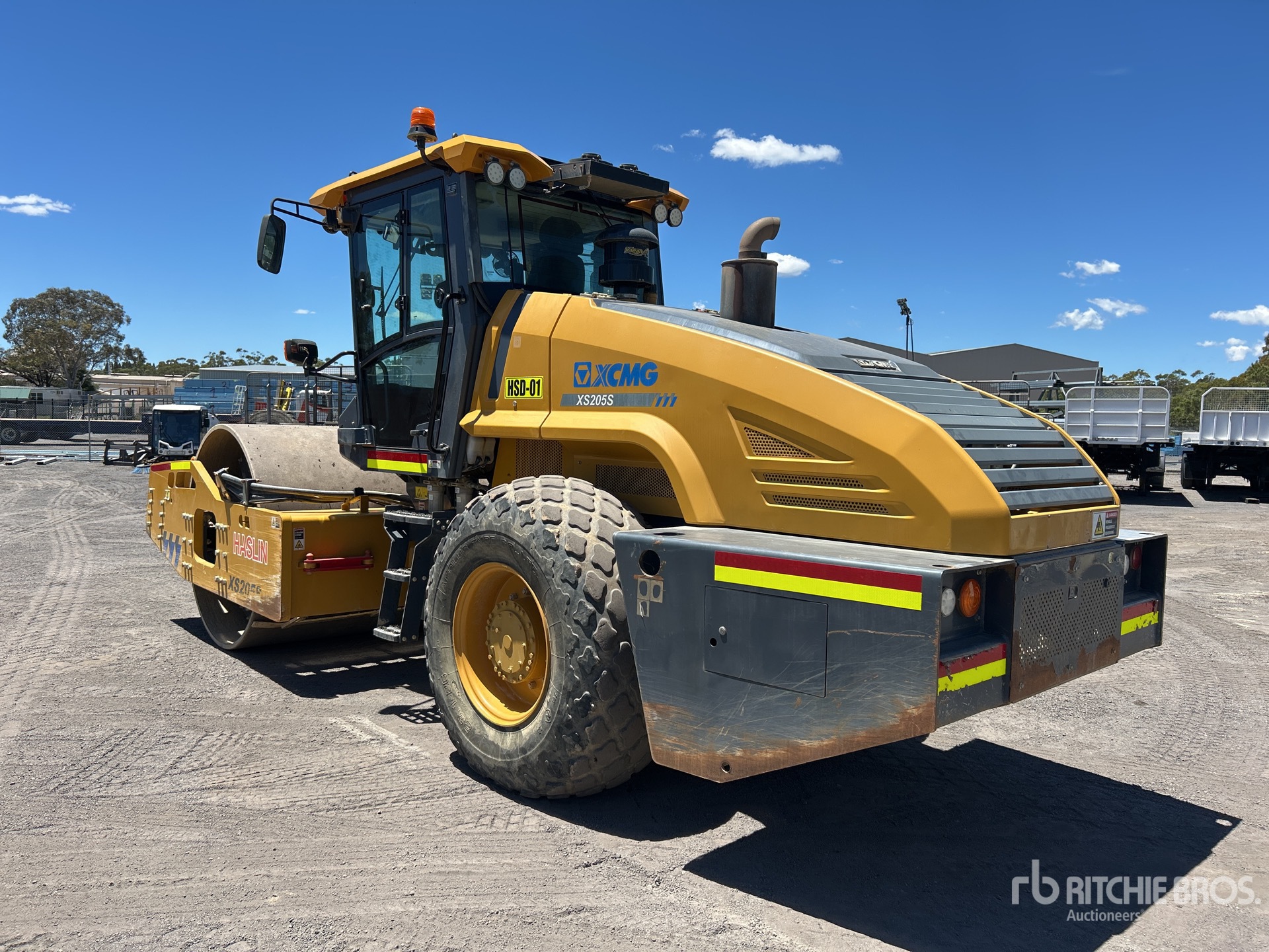 General Appearance with Imagen: esquina trasera izquierda