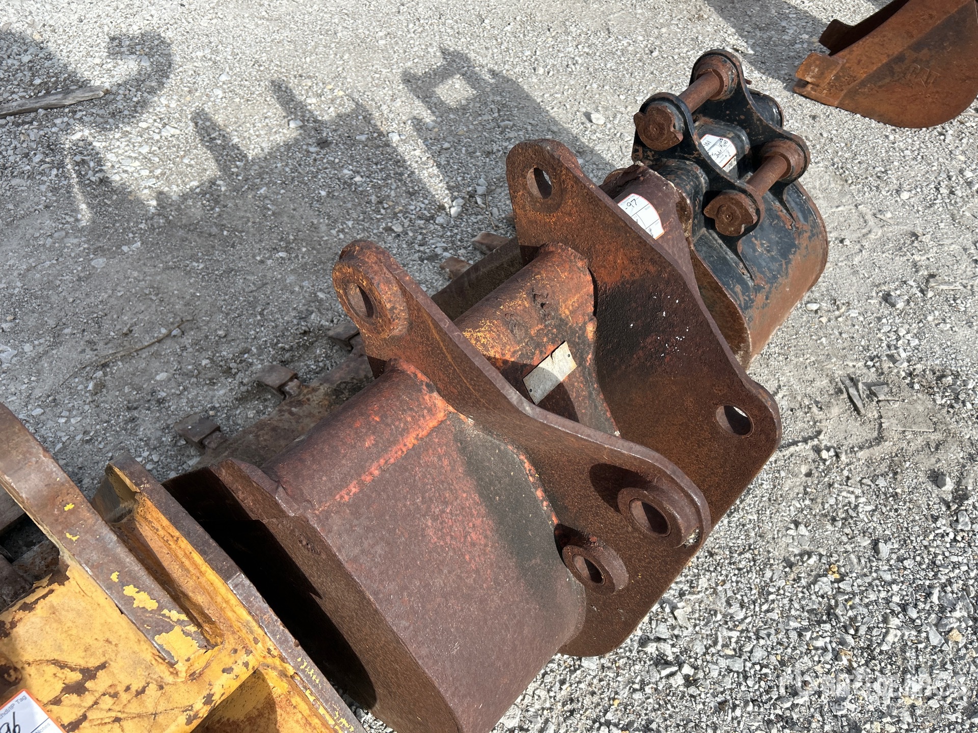 General Appearance with Bild, Ecke hinten links