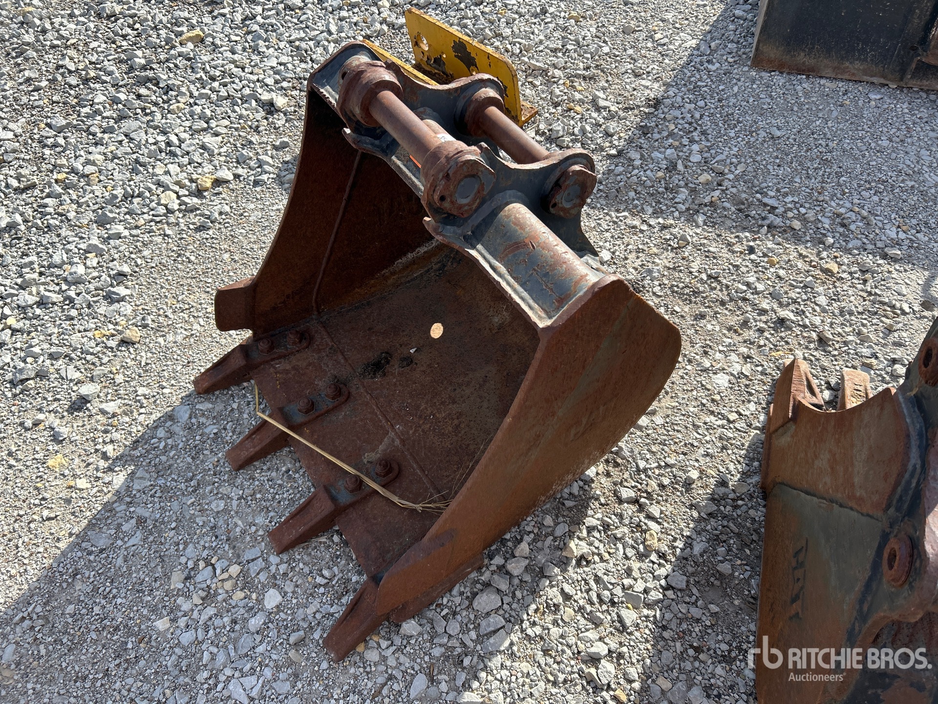 General Appearance with Bild, Ecke vorne links