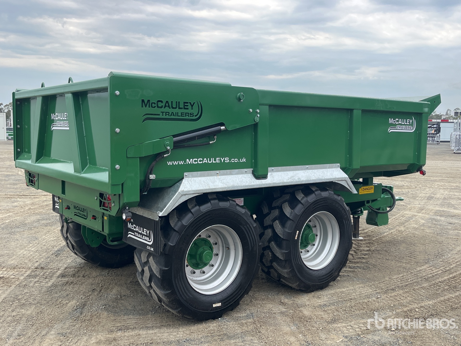 General Appearance with Zdjęcie, prawy dolny róg