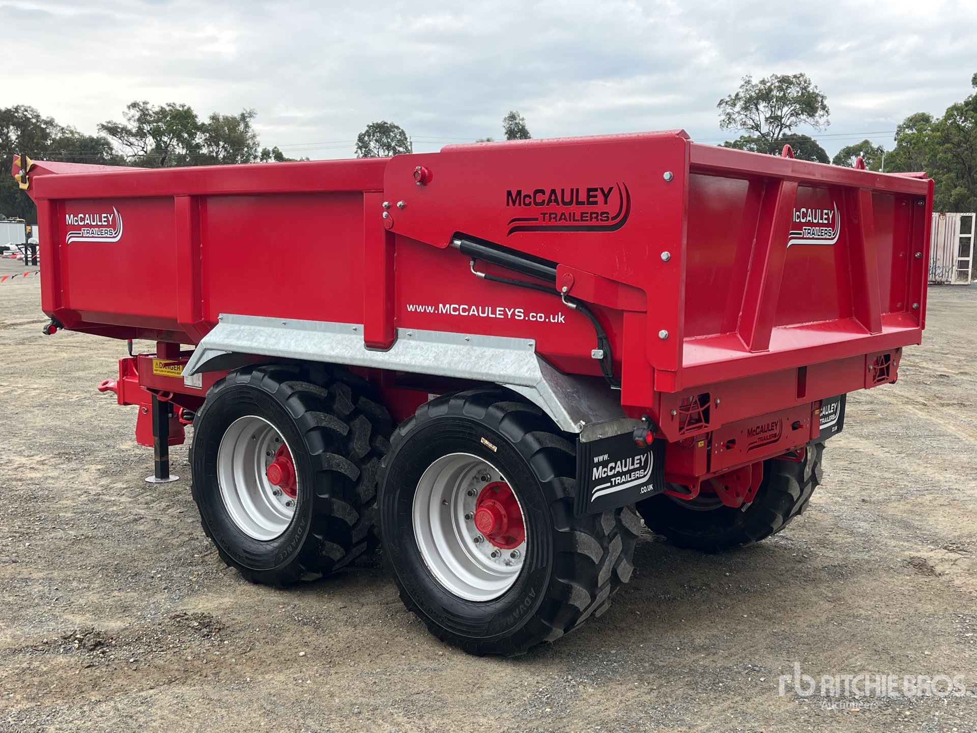 General Appearance with Zdjęcie, lewy dolny róg