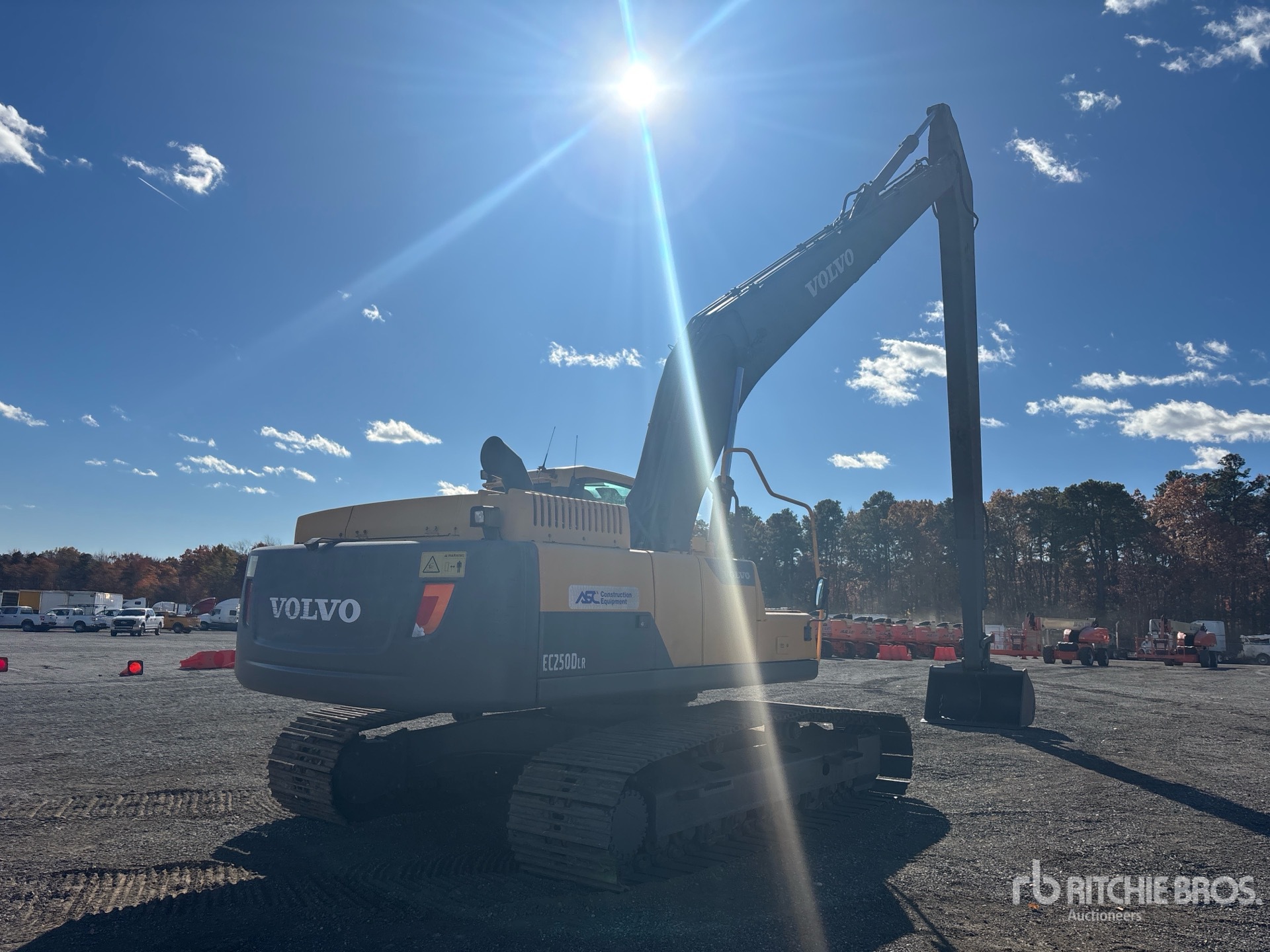 General Appearance with Imagen: esquina trasera derecha