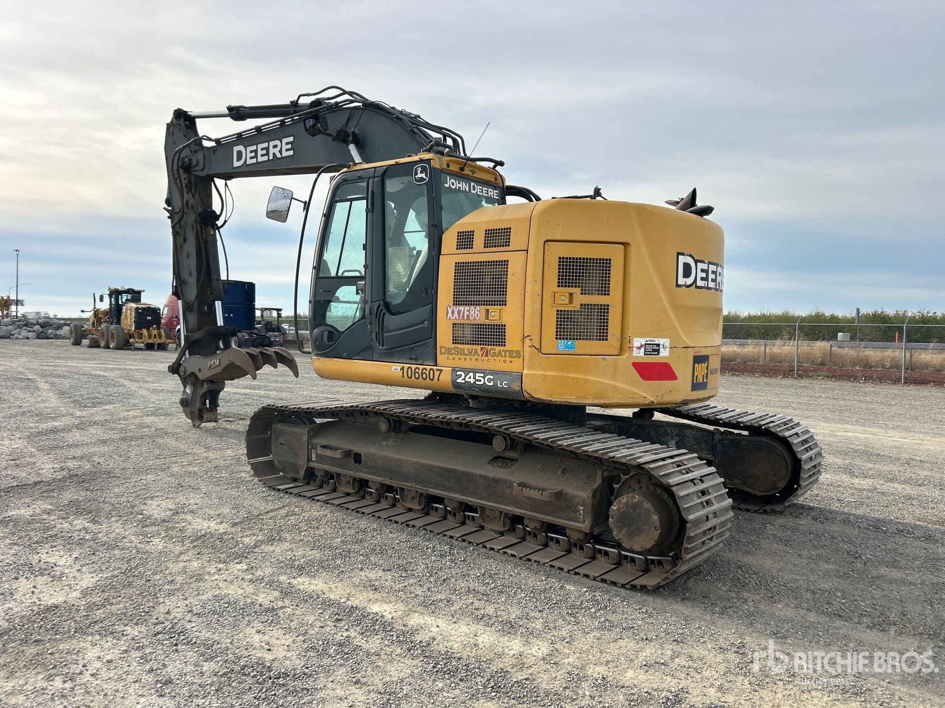 General Appearance with Picture, Left Rear Corner