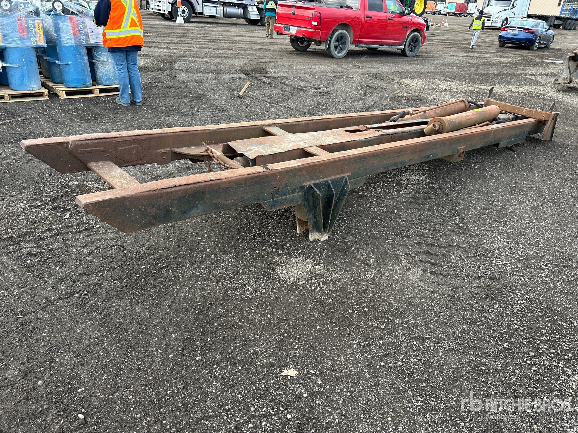 Aspect général with Image, coin arrière droit