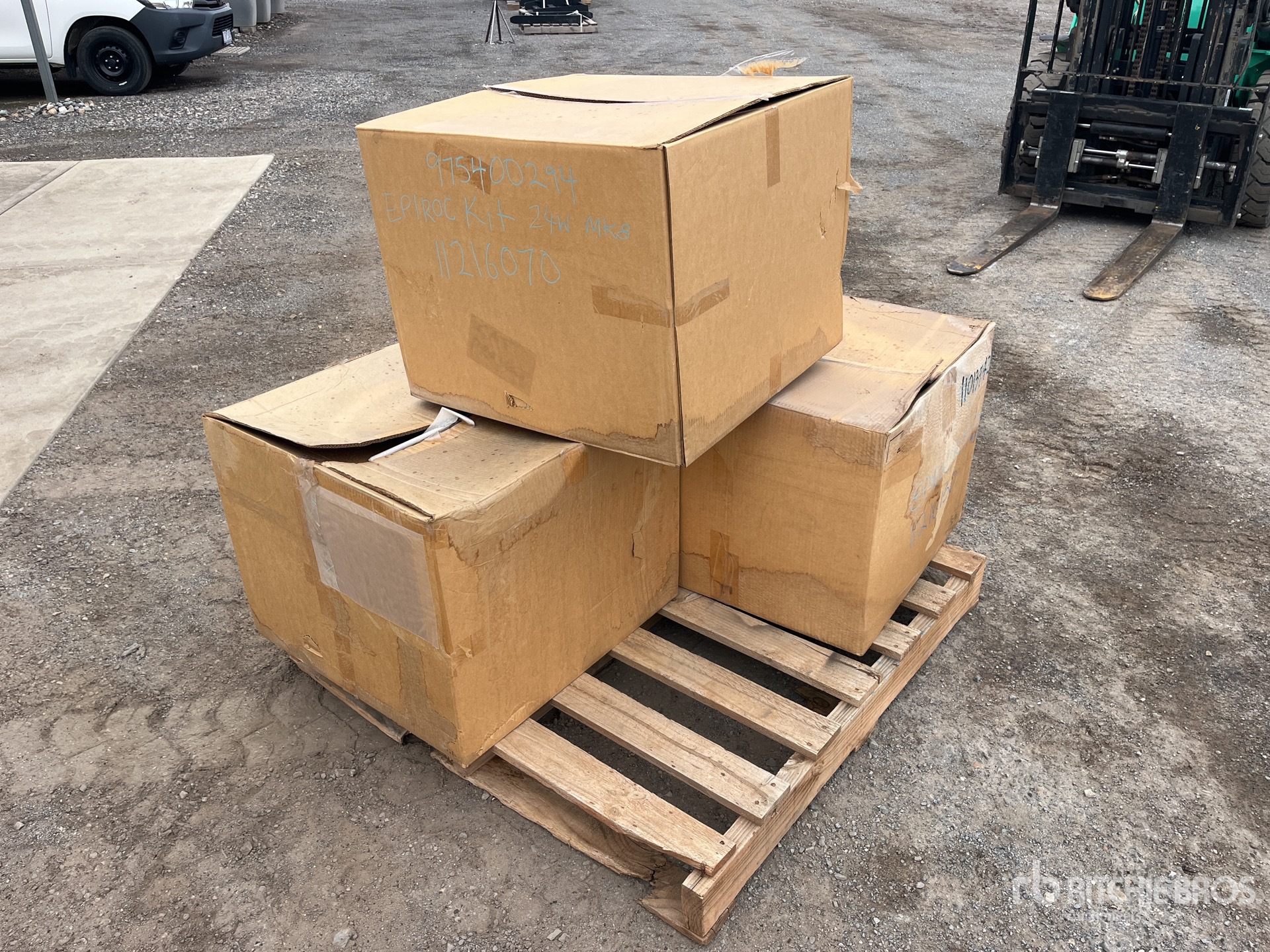 General Appearance with Imagen: esquina trasera derecha