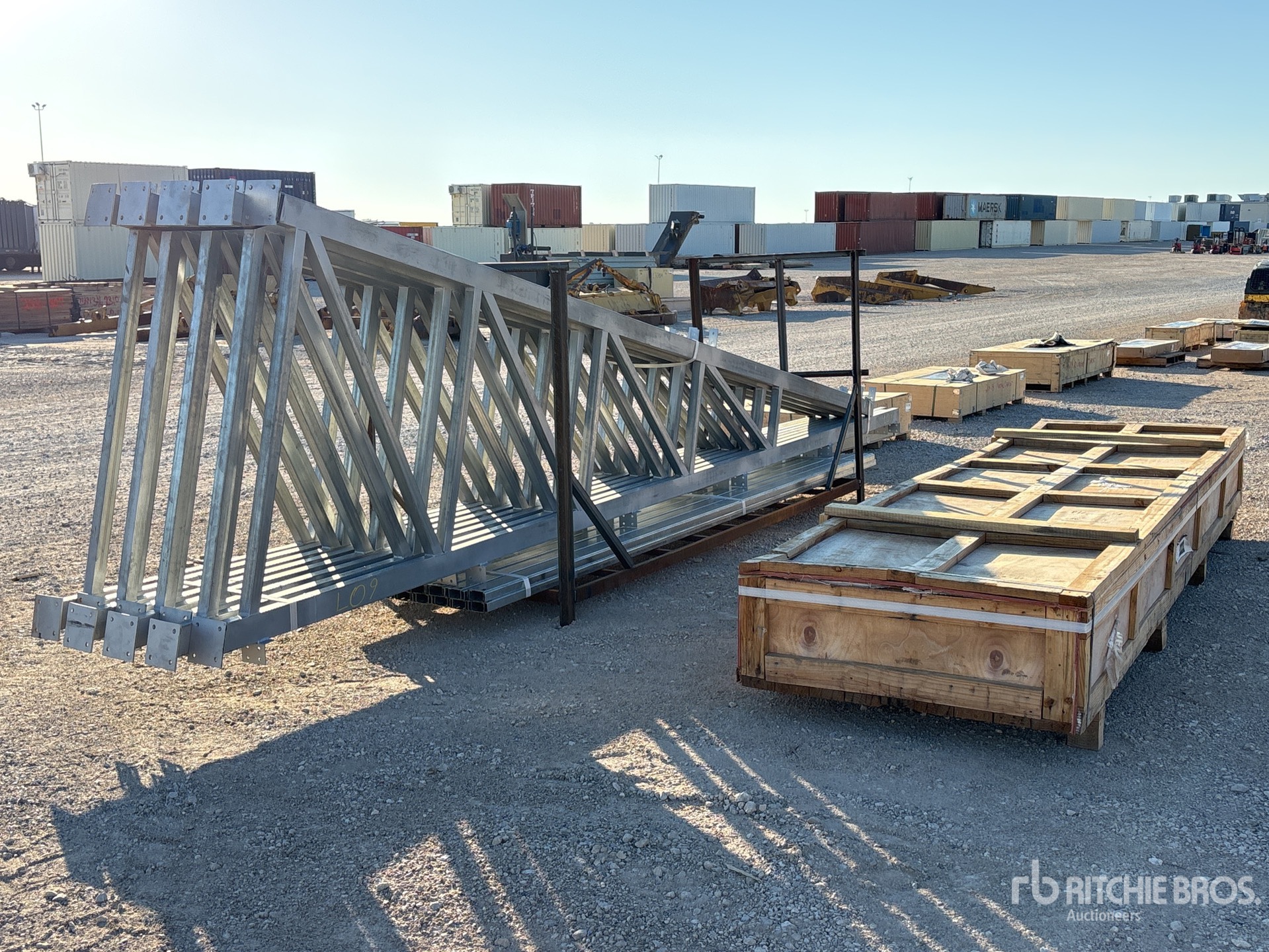 General Appearance with Bild, Ecke vorne rechts