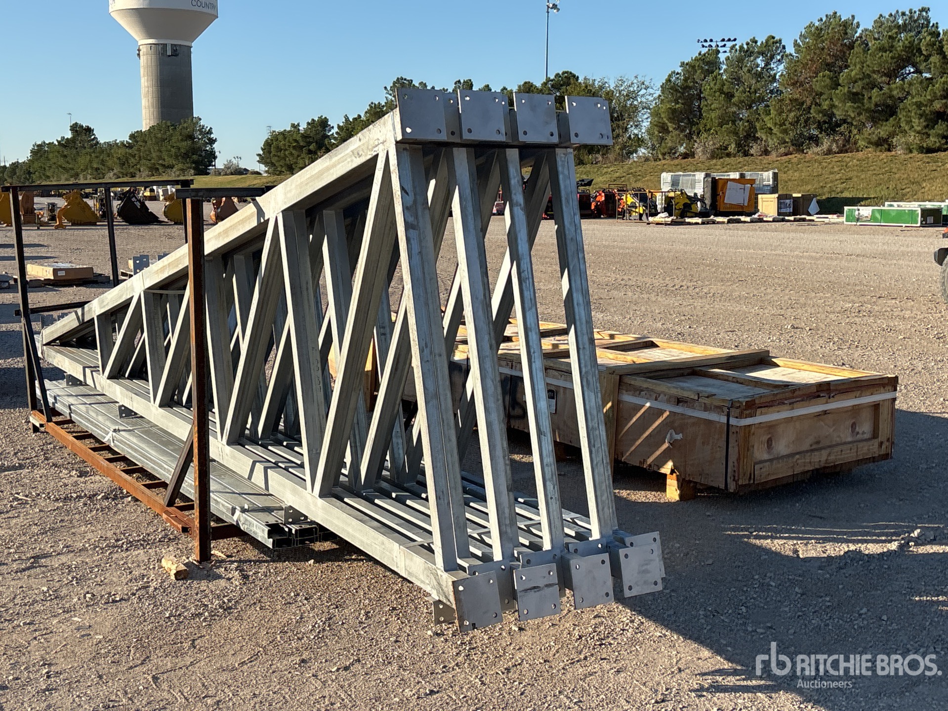 General Appearance with Bild, Ecke hinten rechts