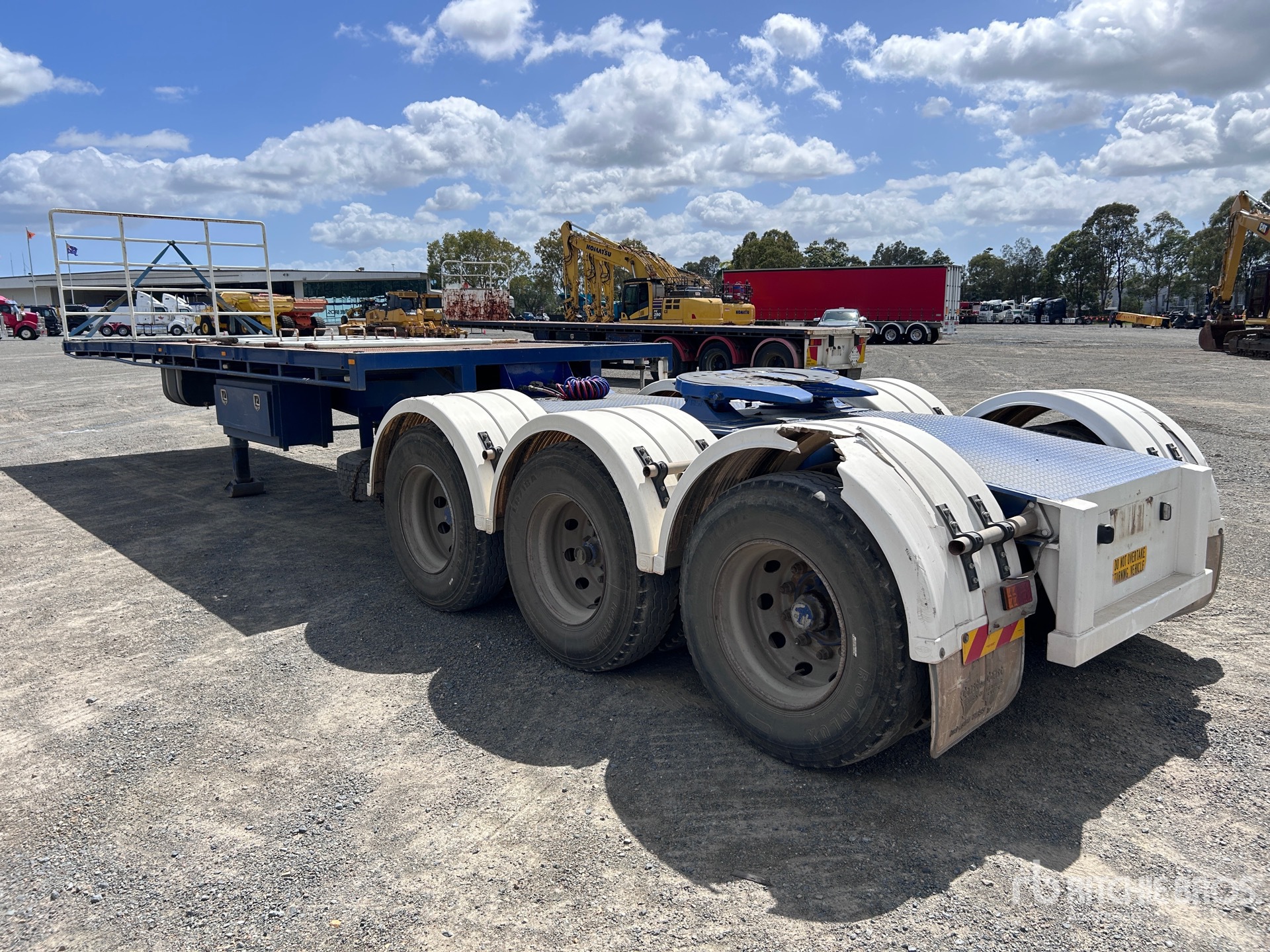 General Appearance with Image, coin arrière droit