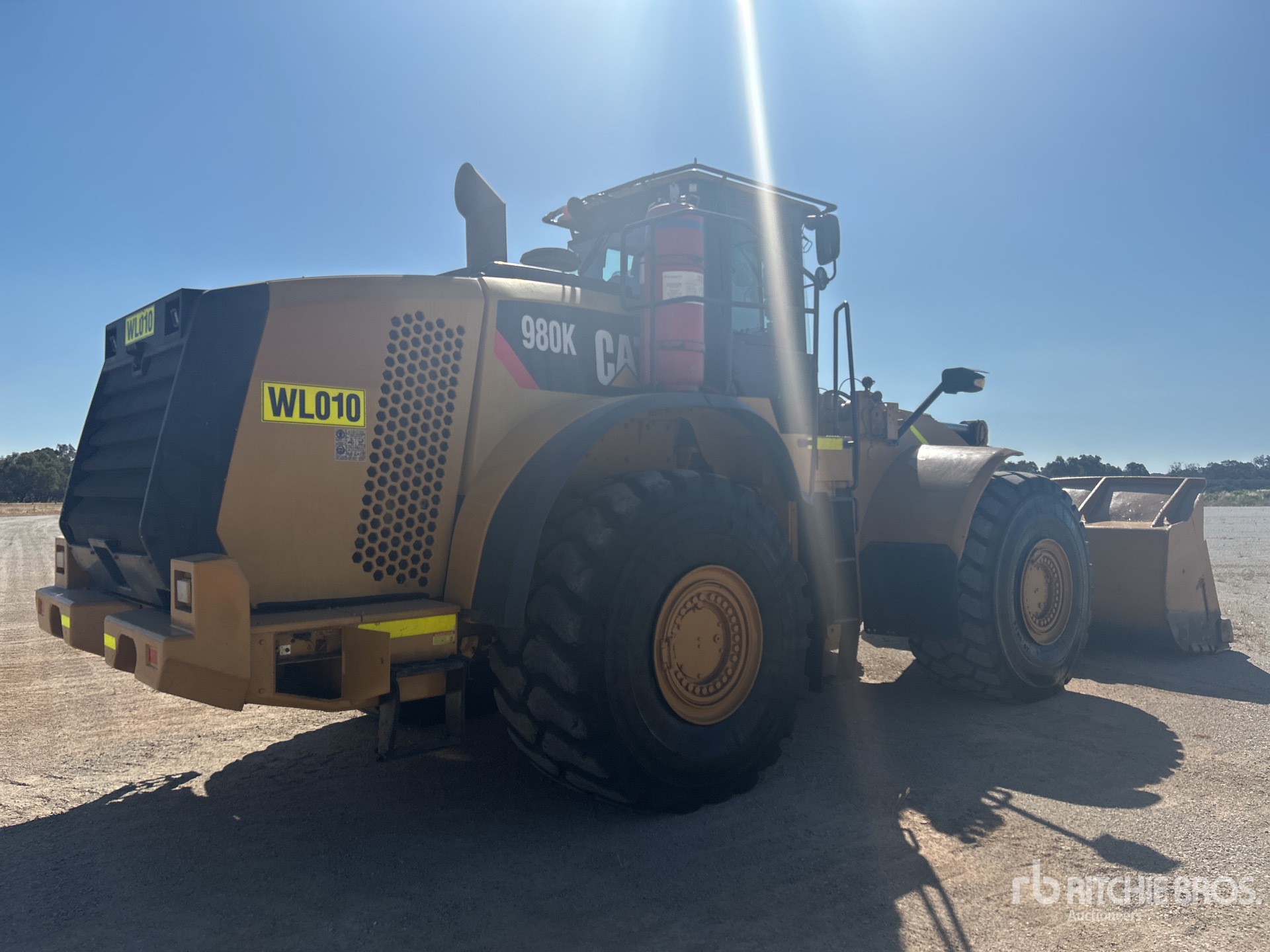 General Appearance with Picture, Right Rear Corner