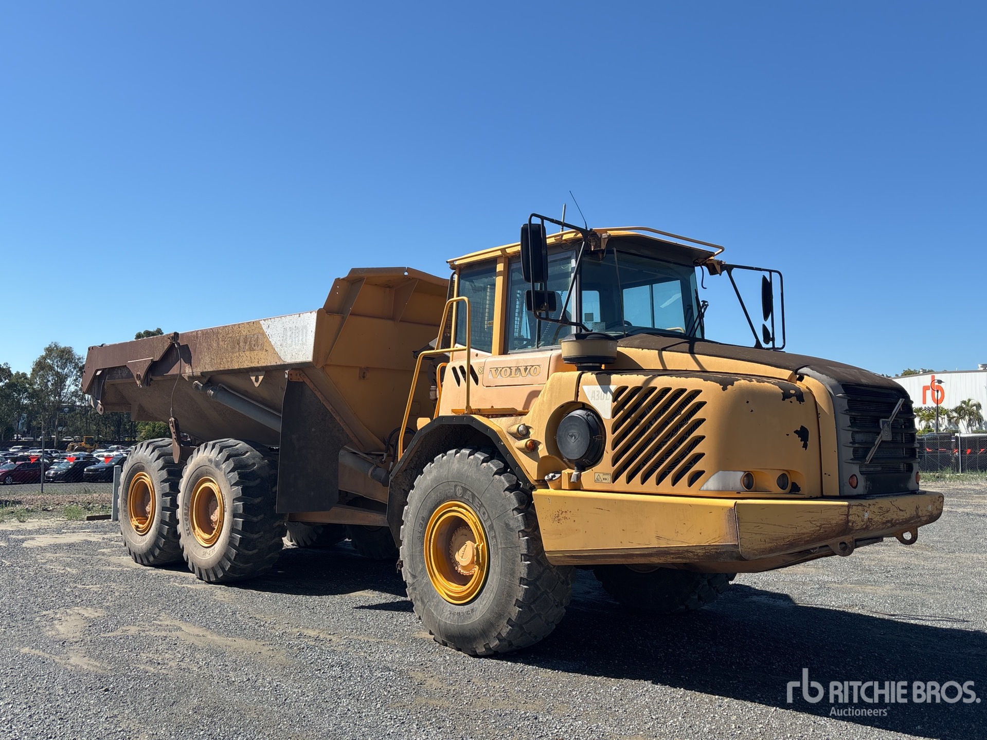 General Appearance with Picture, Right Front Corner