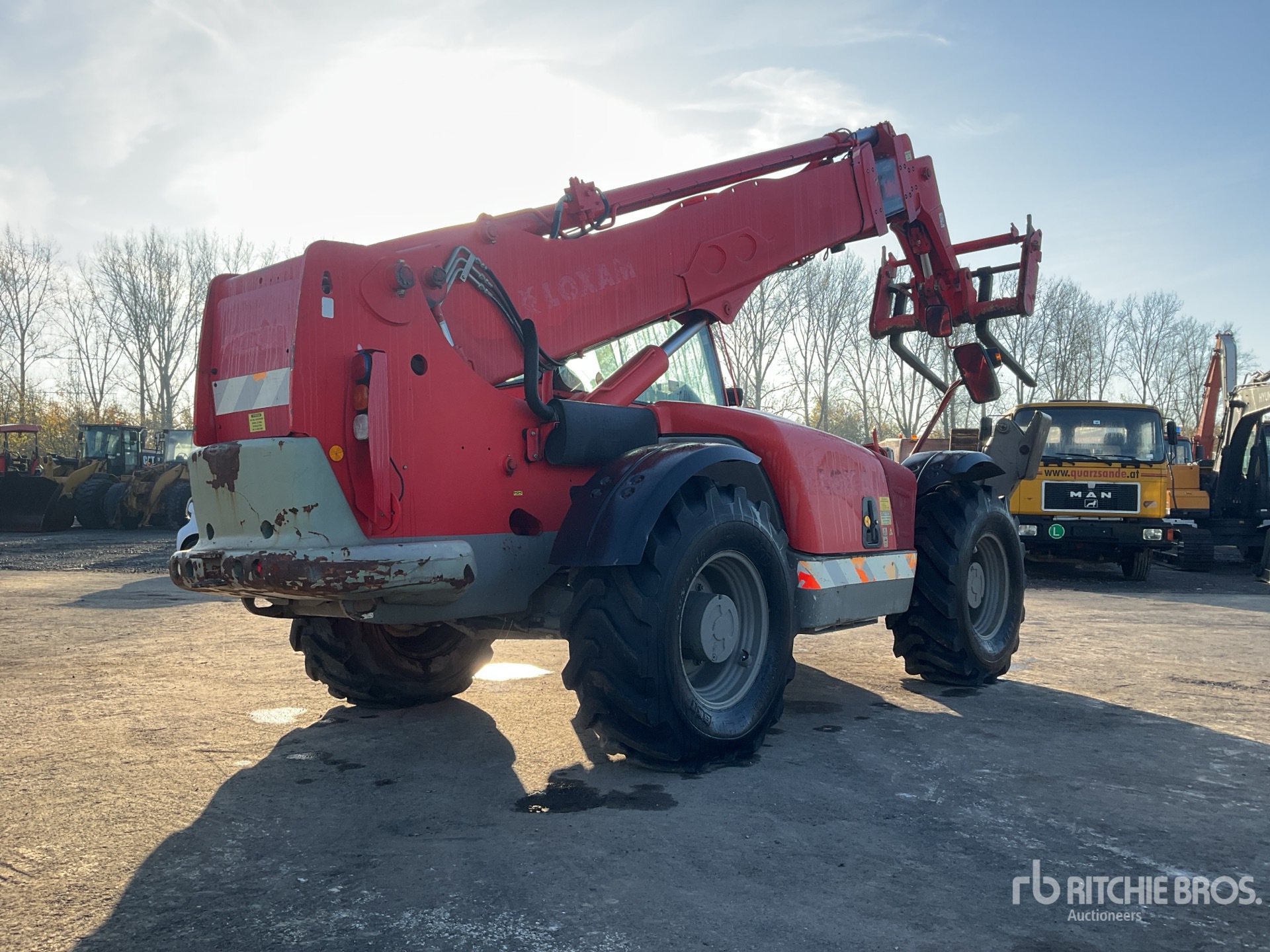 General Appearance with Imagen: esquina trasera derecha