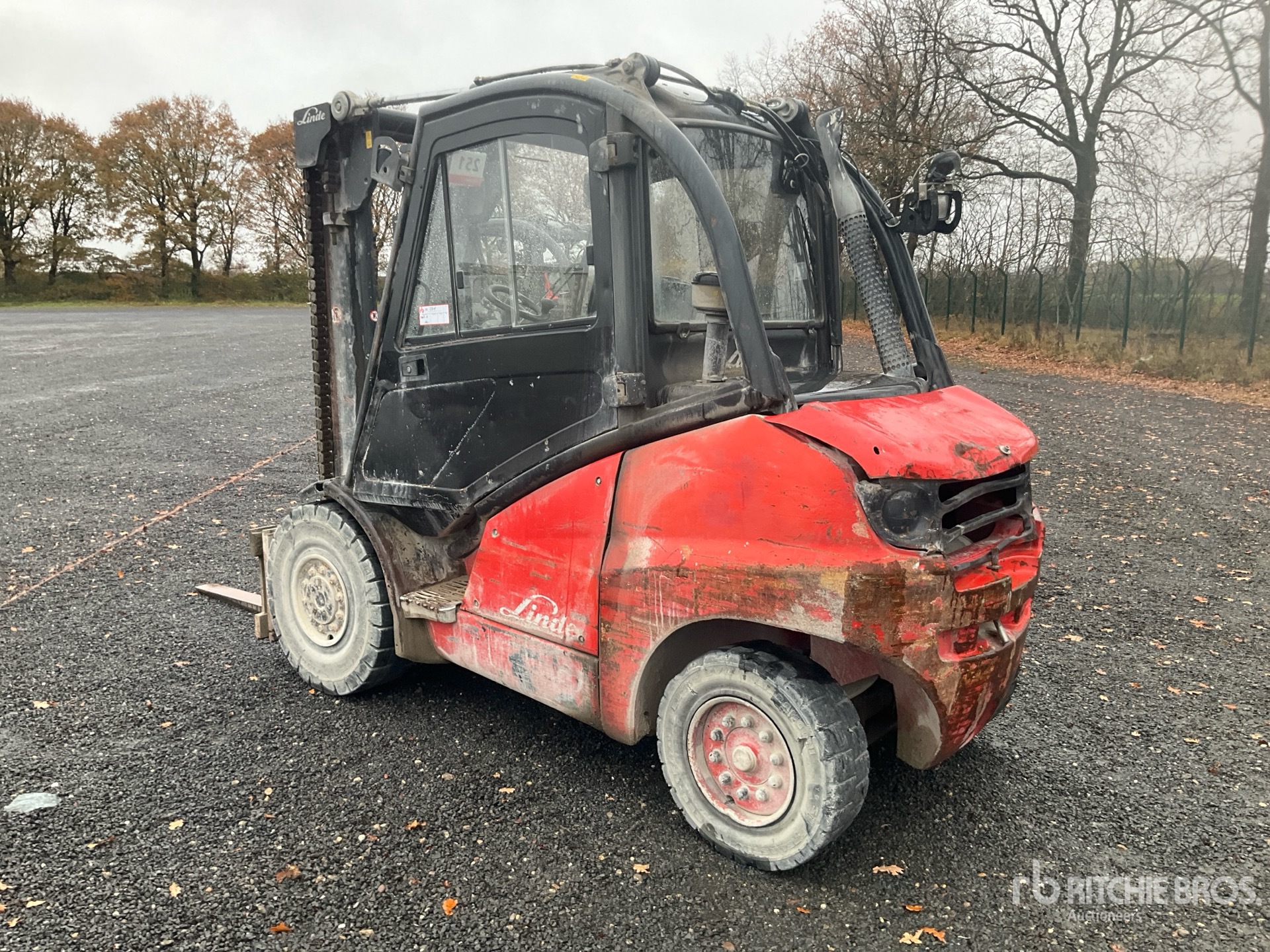 General Appearance with Picture, Left Rear Corner