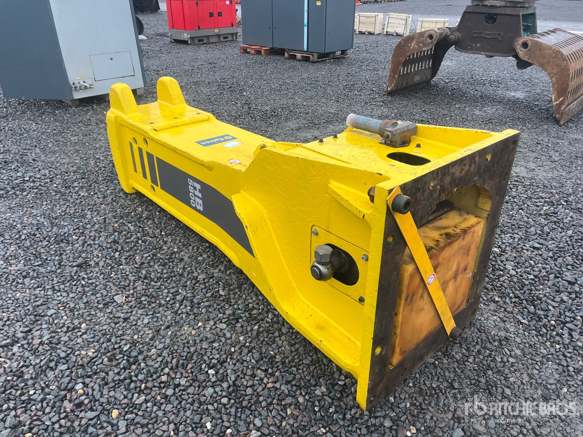 General Appearance with Bild, Ecke hinten links