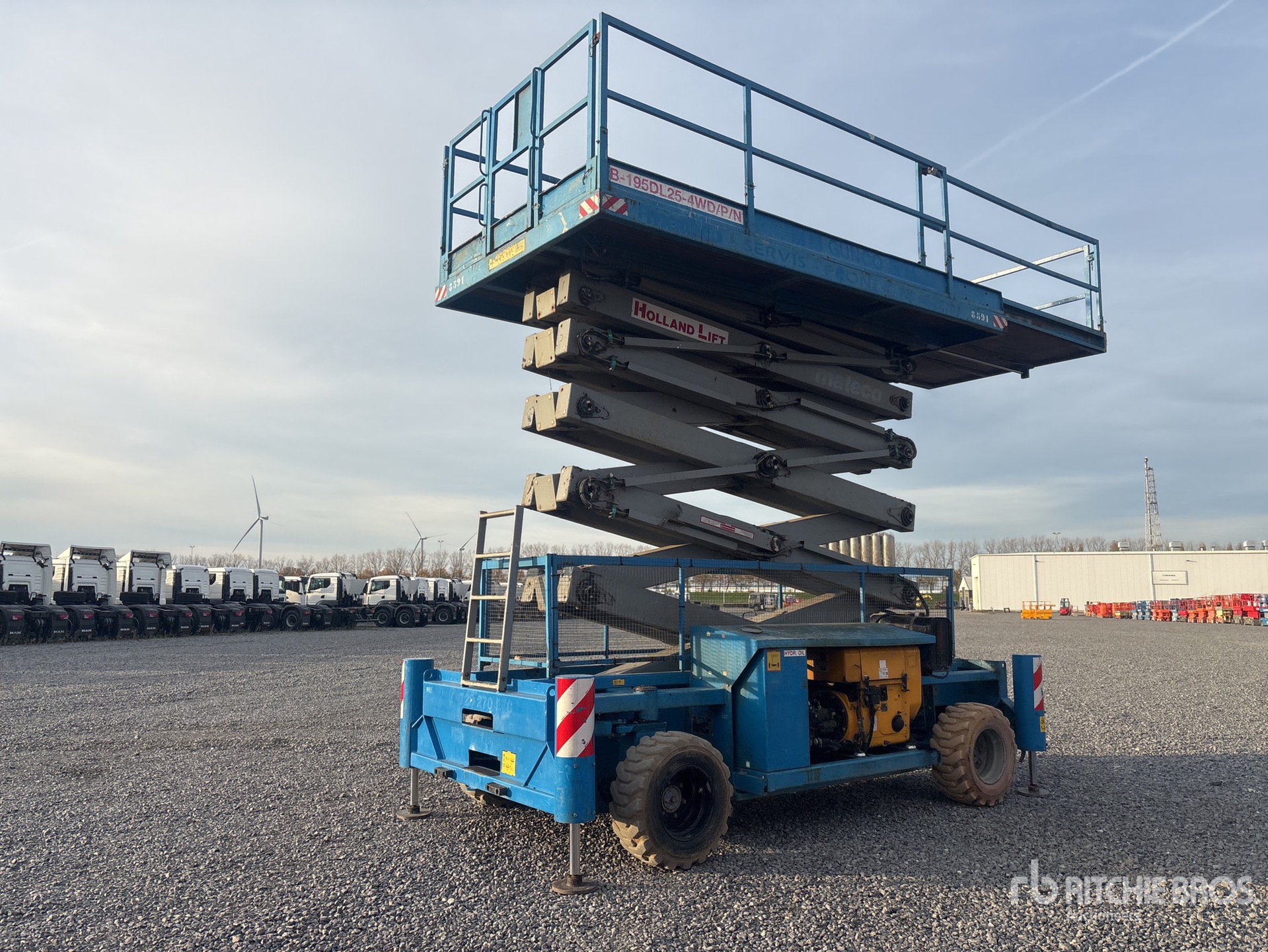 General Appearance with Foto, angolo anteriore sinistro