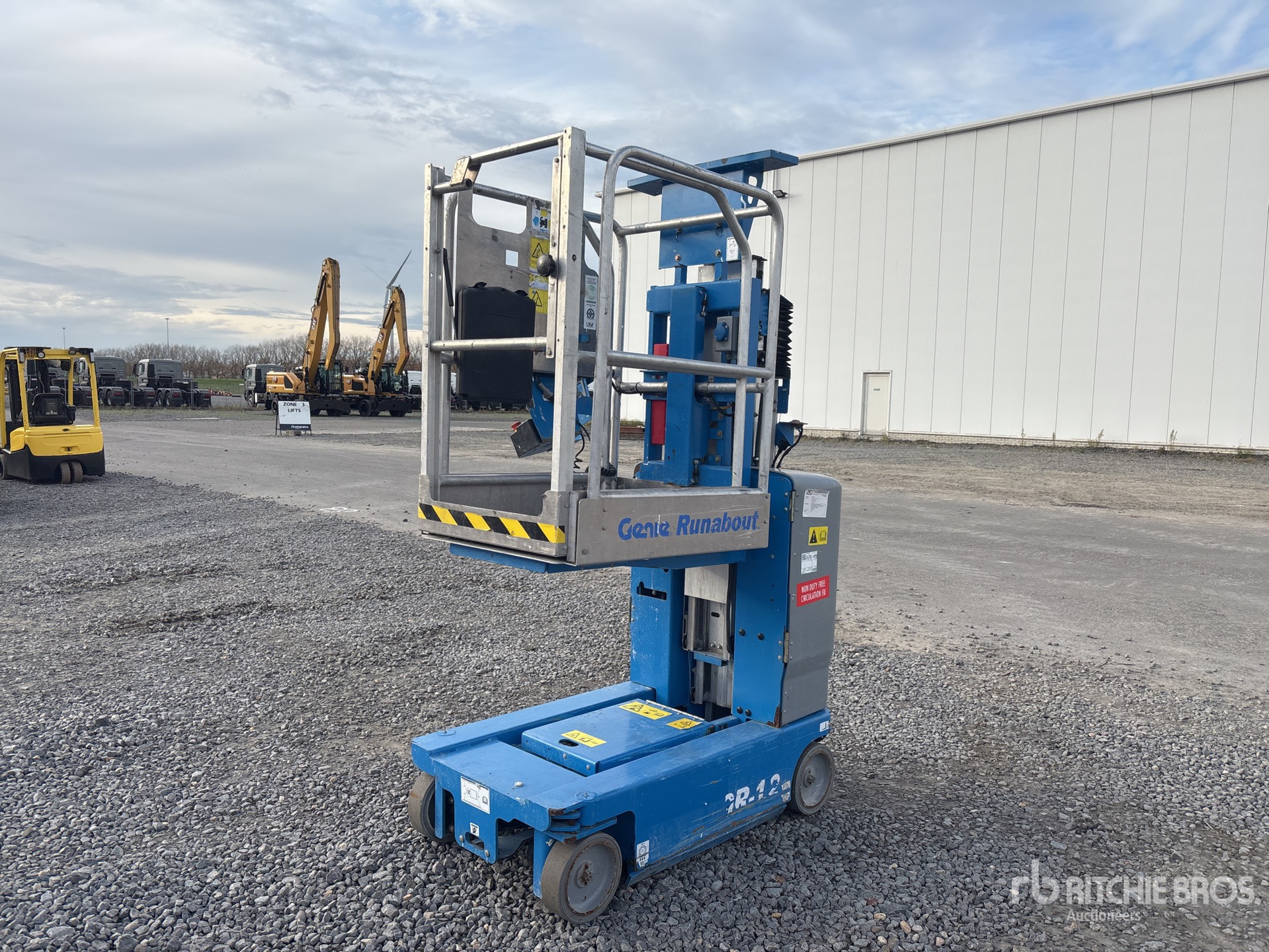 General Appearance with Picture, Right Rear Corner