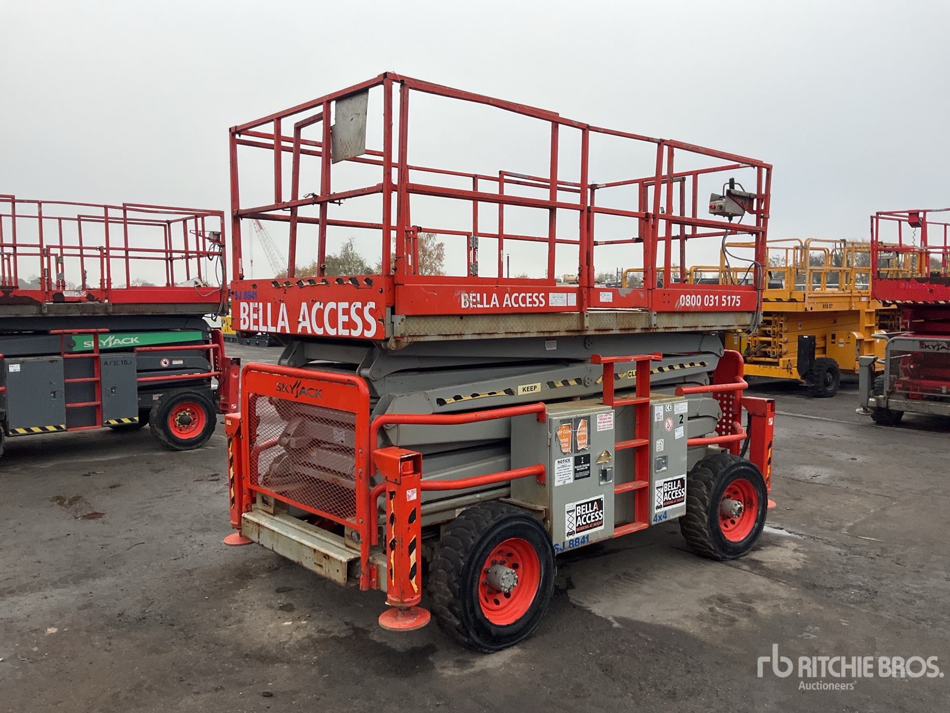 General Appearance with Bild, Ecke hinten rechts