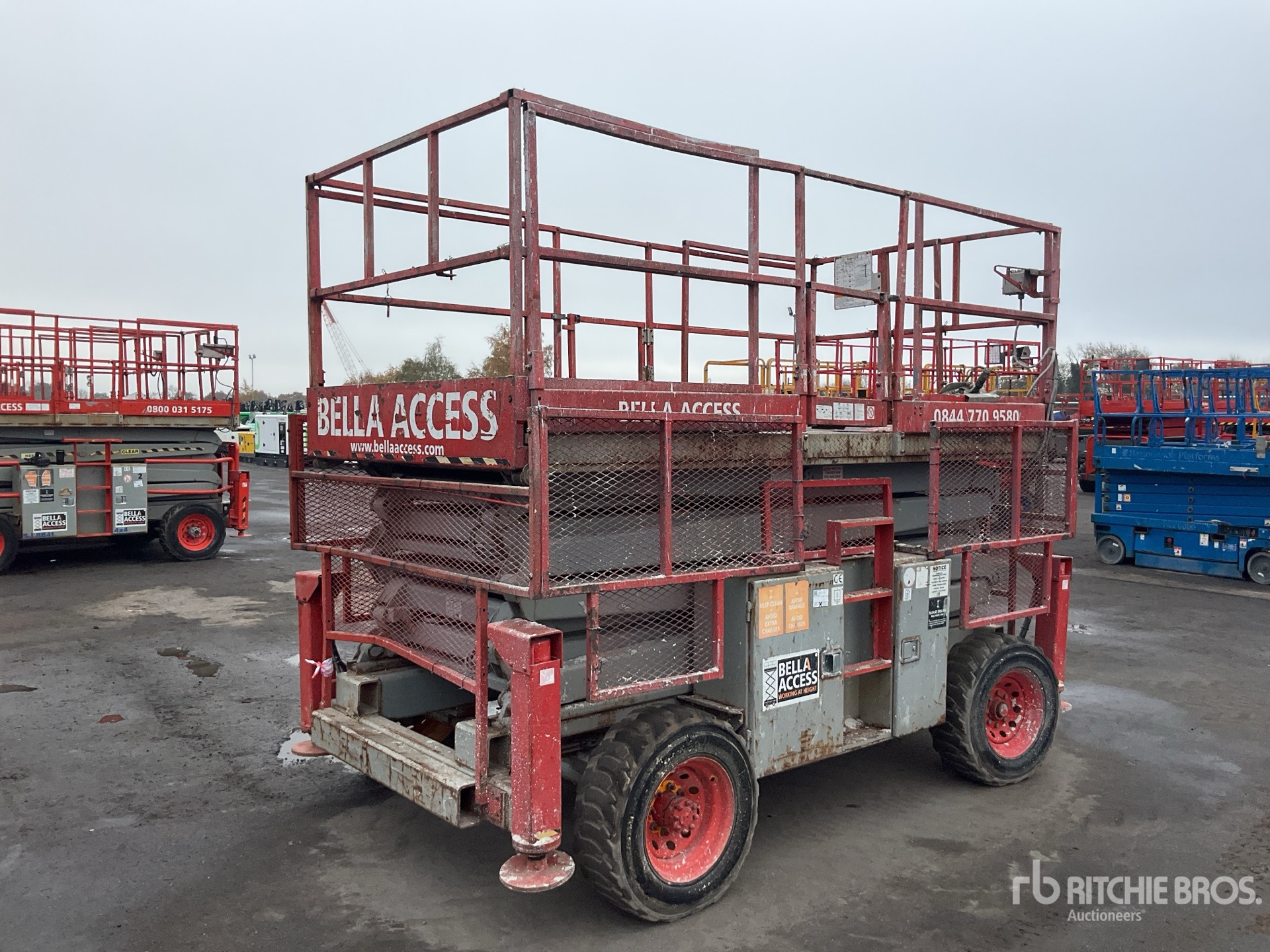 General Appearance with Imagen: esquina trasera derecha