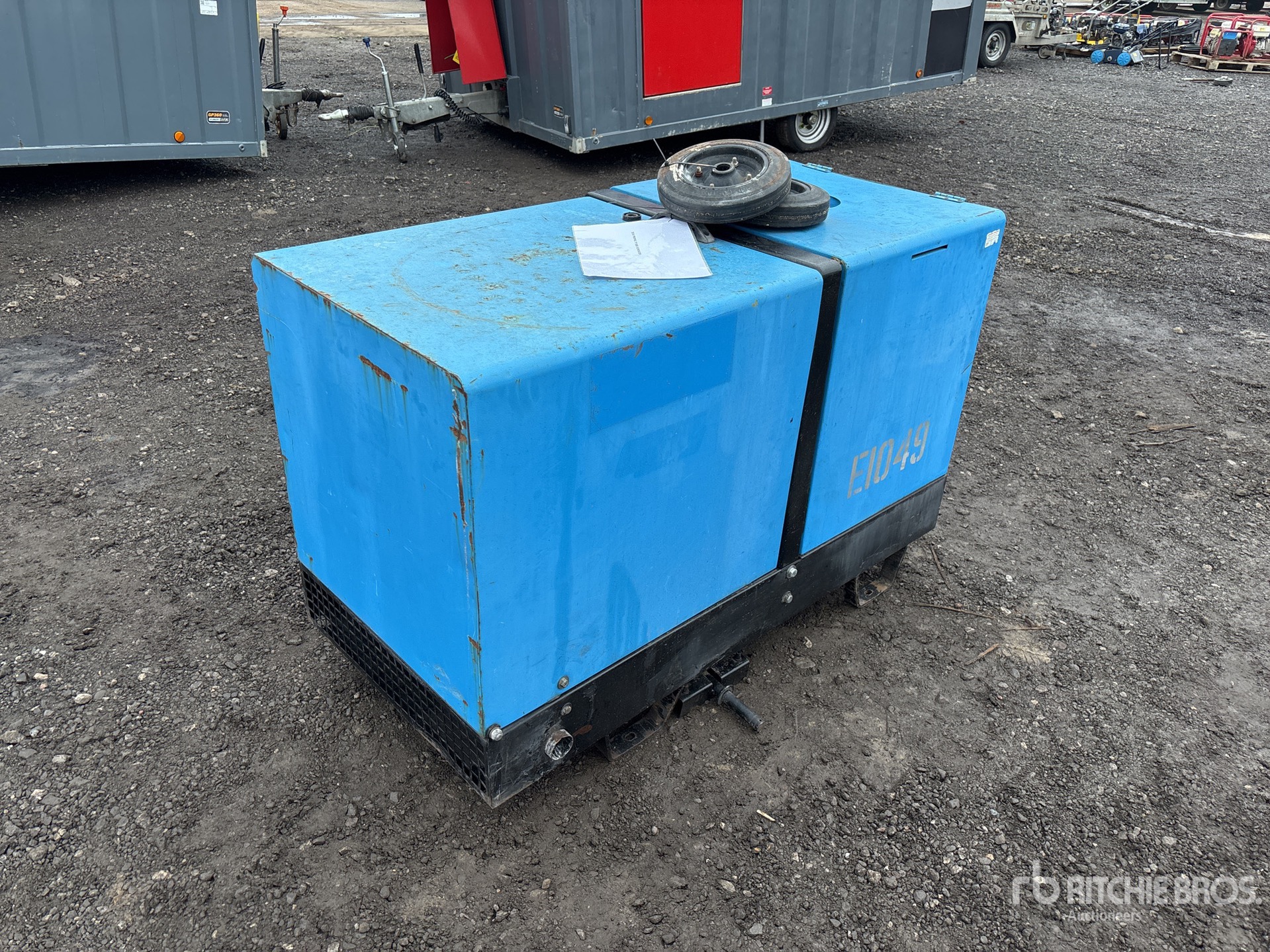 General Appearance with Bild, Ecke hinten rechts