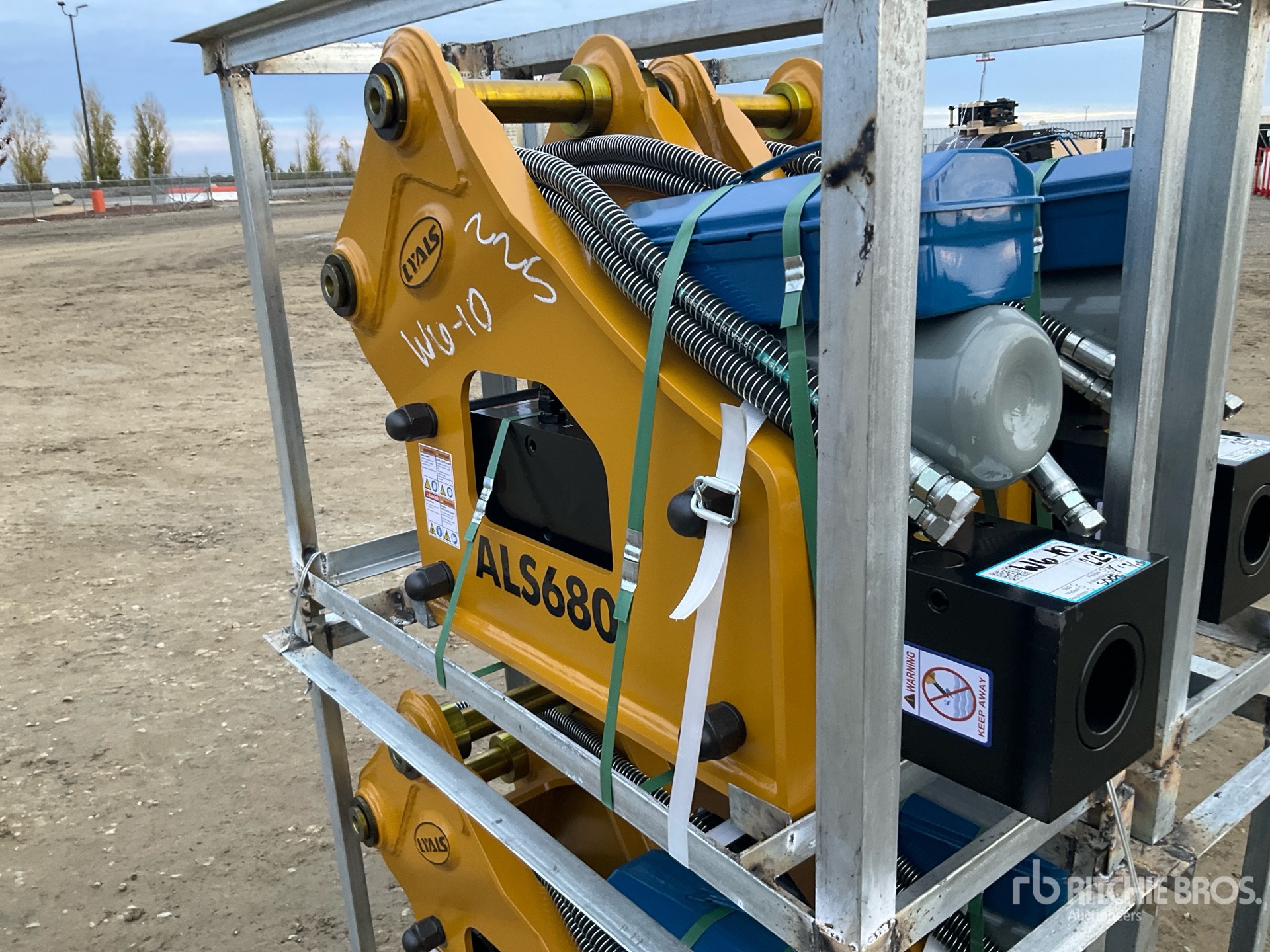 General Appearance with Picture, Left Front Corner