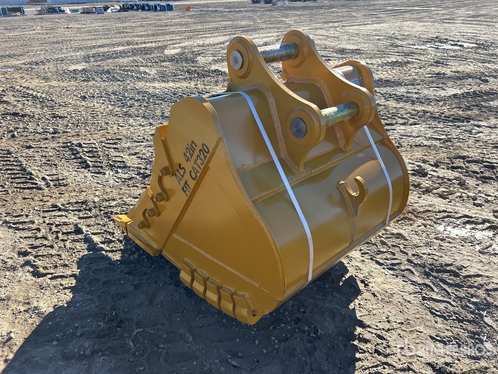 Aspect général with Image, coin arrière gauche