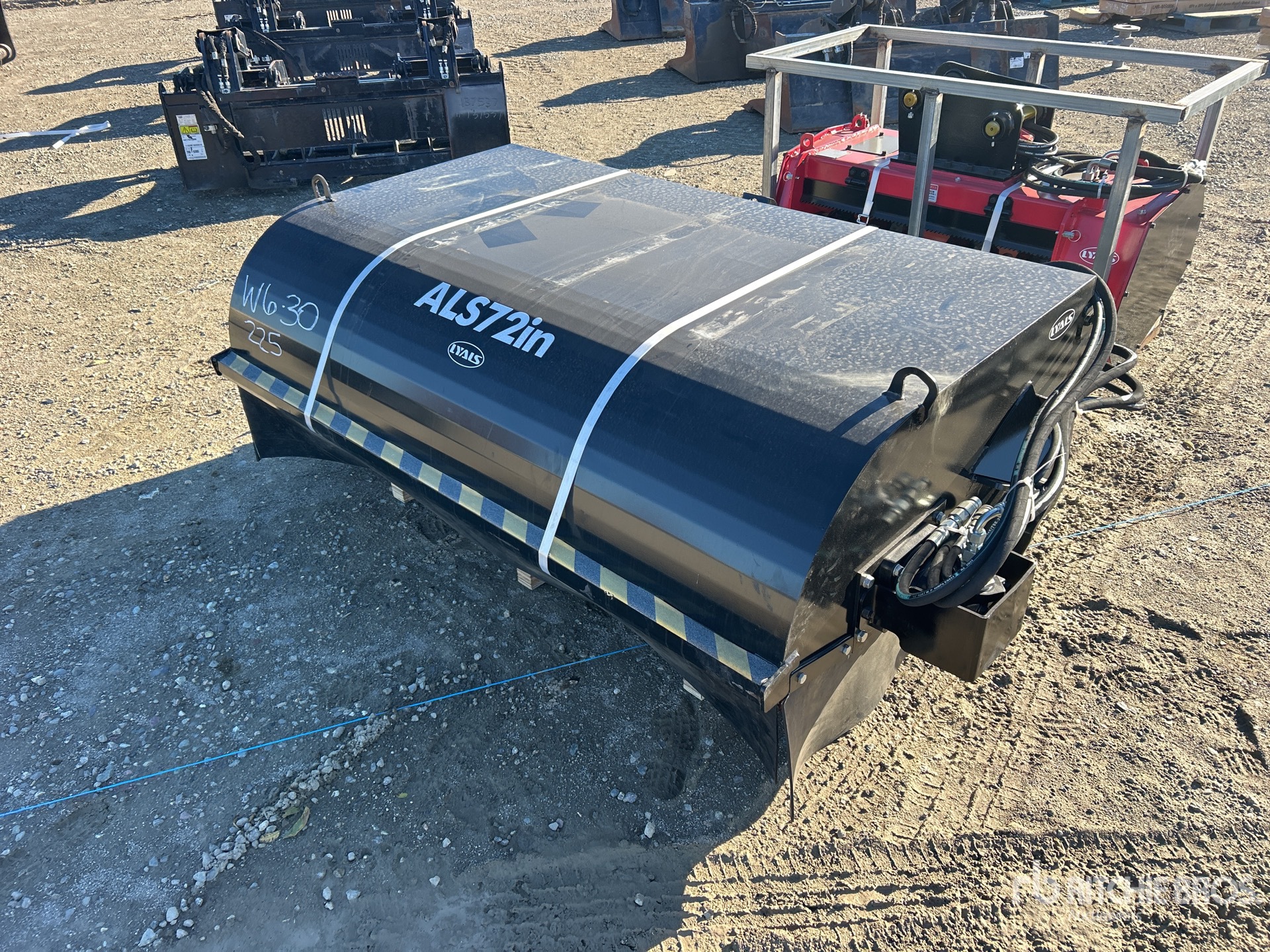 General Appearance with Picture, Left Front Corner