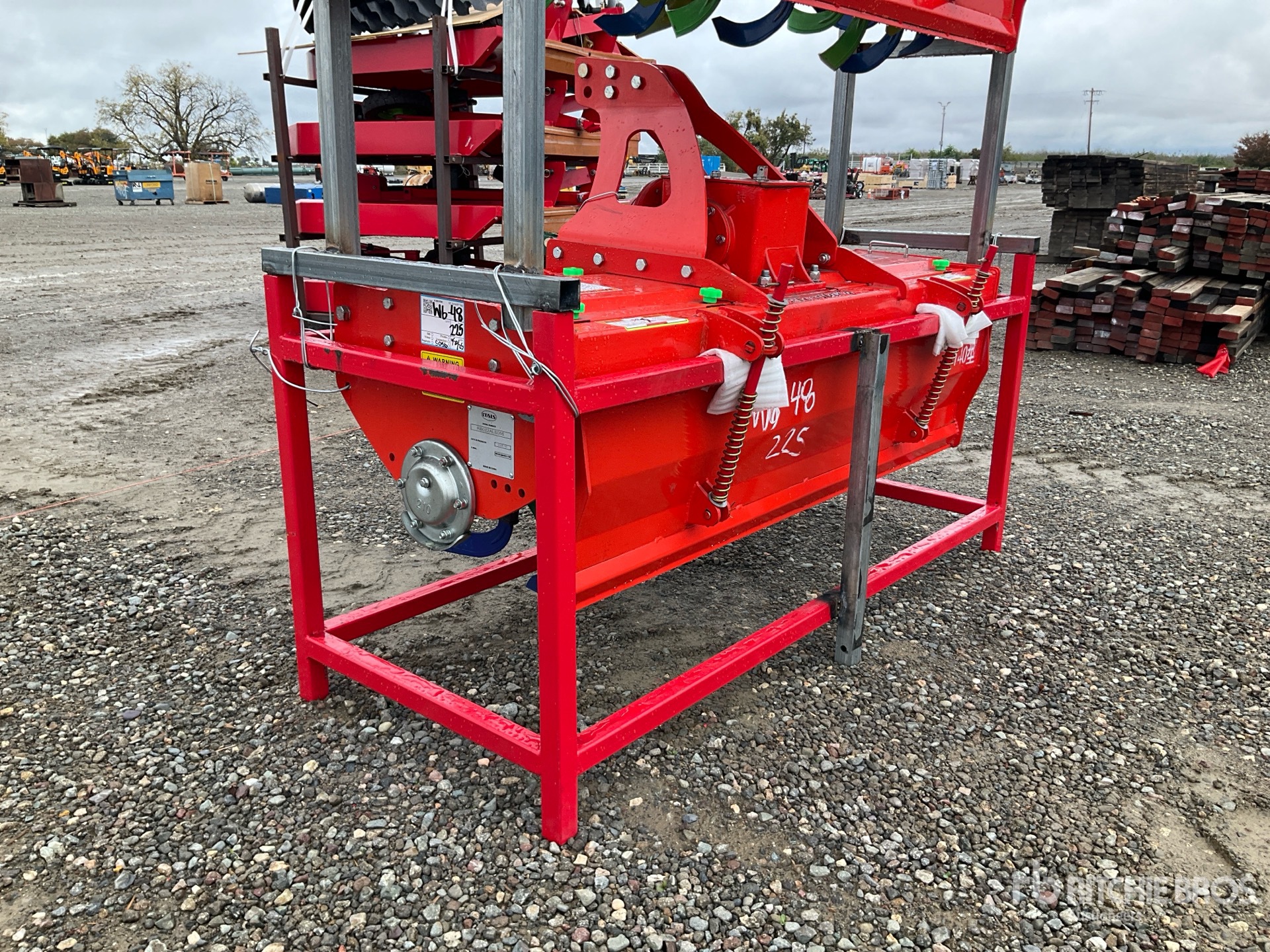 General Appearance with Picture, Left Front Corner