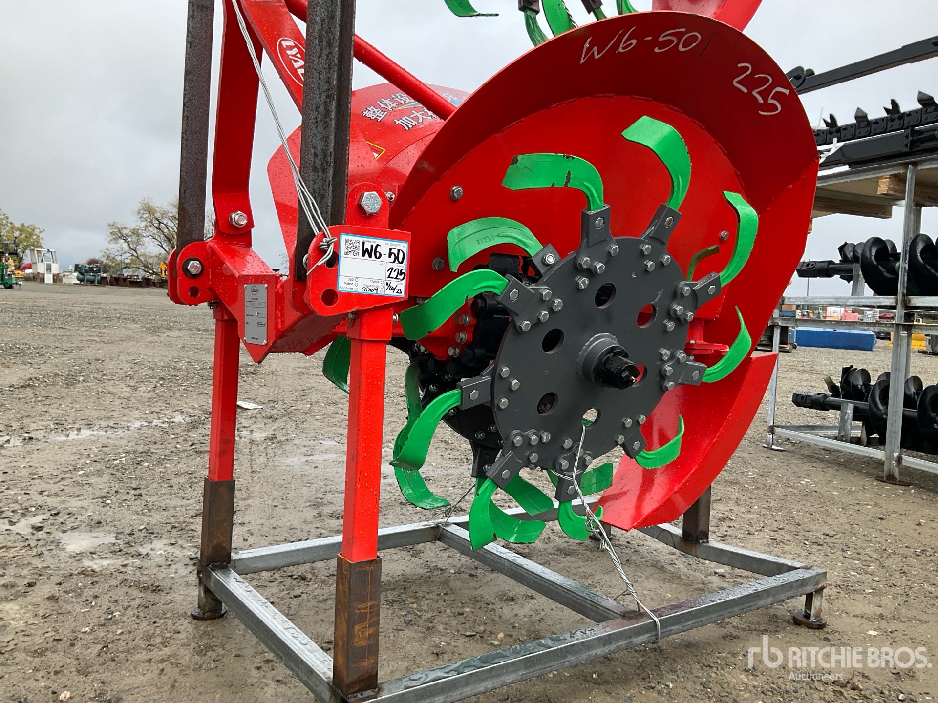 General Appearance with Picture, Left Front Corner