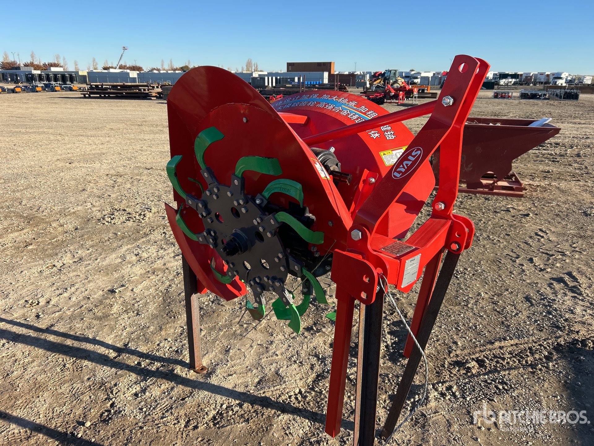 General Appearance with Picture, Right Front Corner