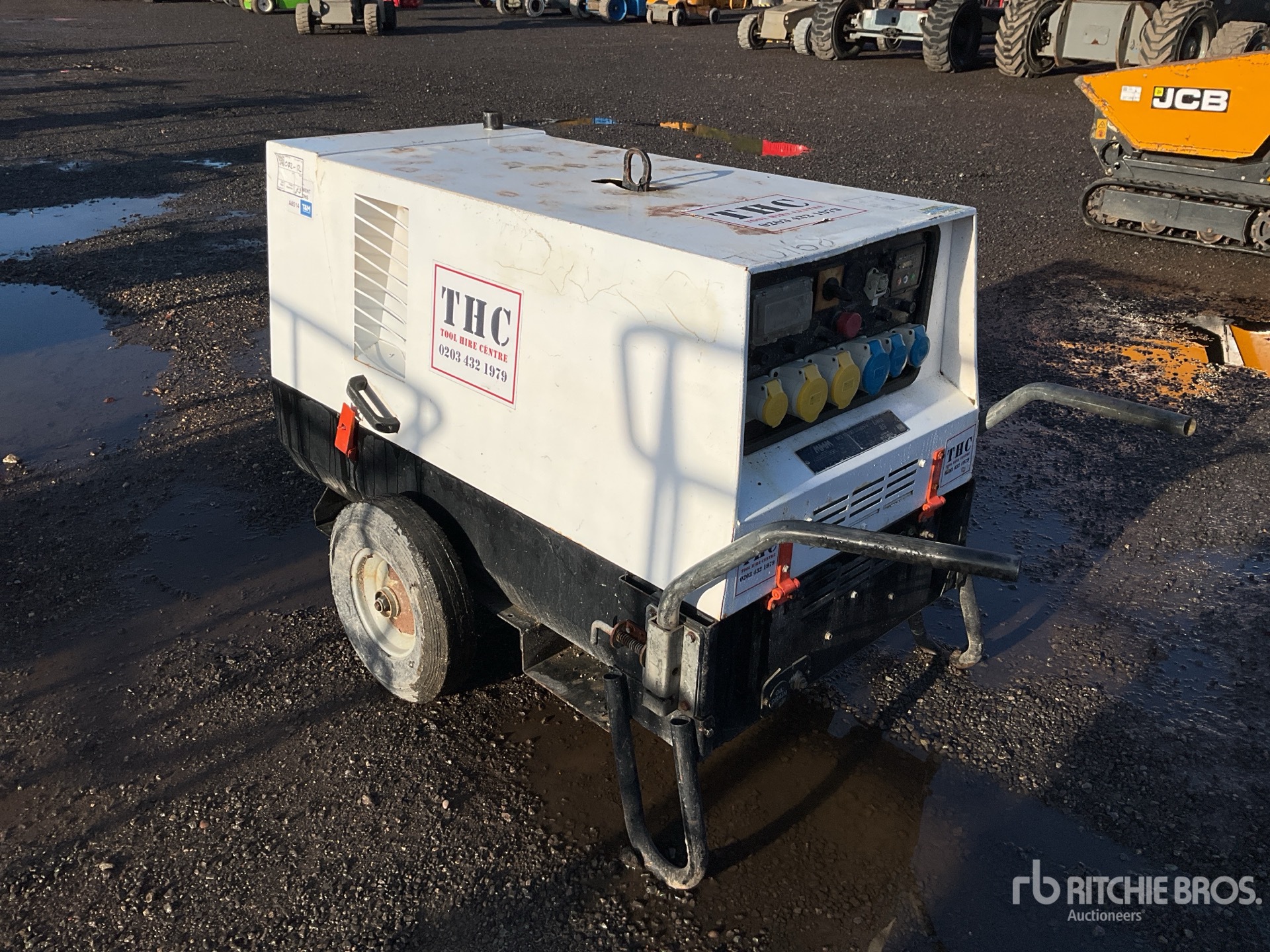 General Appearance with Bild, Ecke vorne rechts