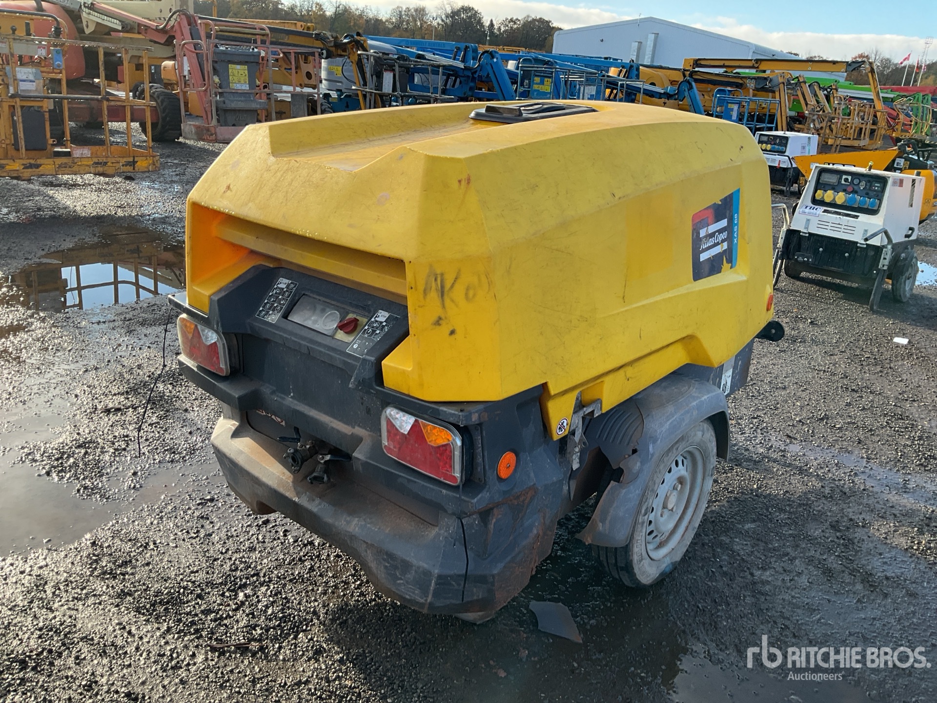 General Appearance with Picture, Right Rear Corner